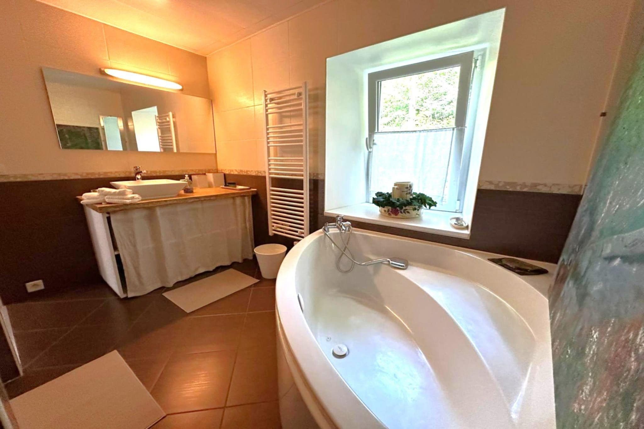 Le Moulin de Camelière-Badkamer