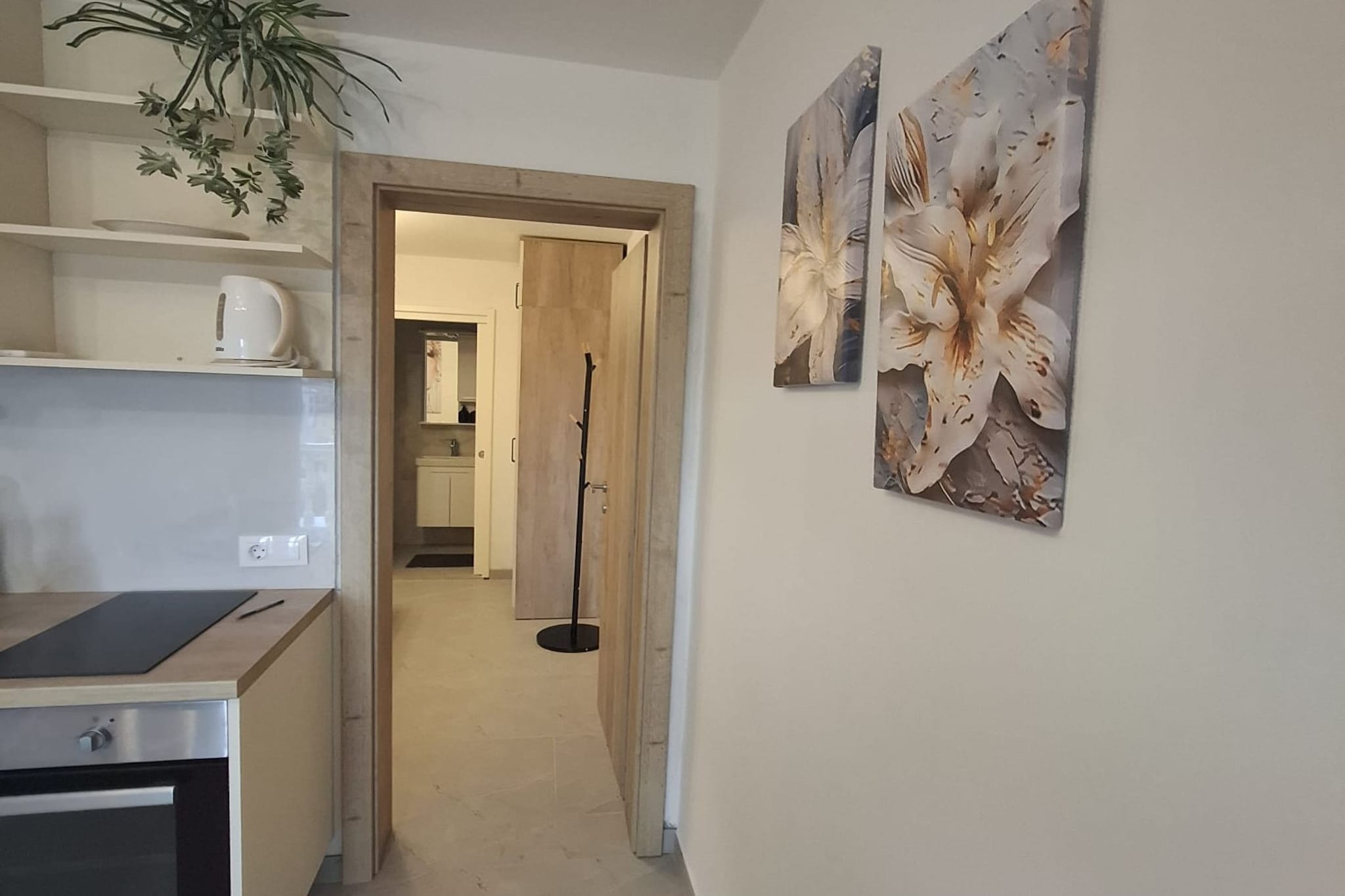 Apartment Jakić - One Bedroom Apartment with Garden View-Indoor