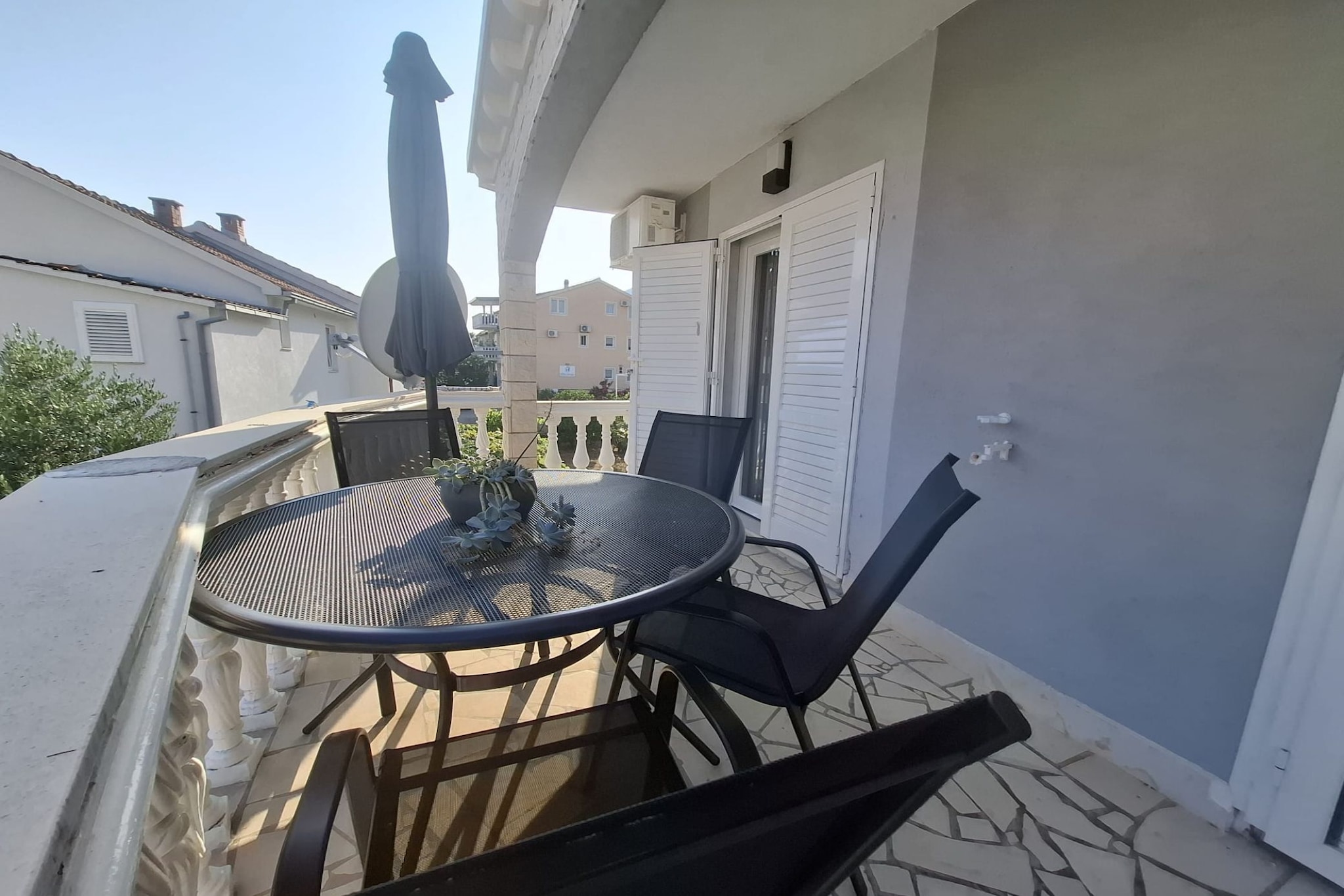 Apartment Jakić - One Bedroom Apartment with Garden View-Terrace balcony