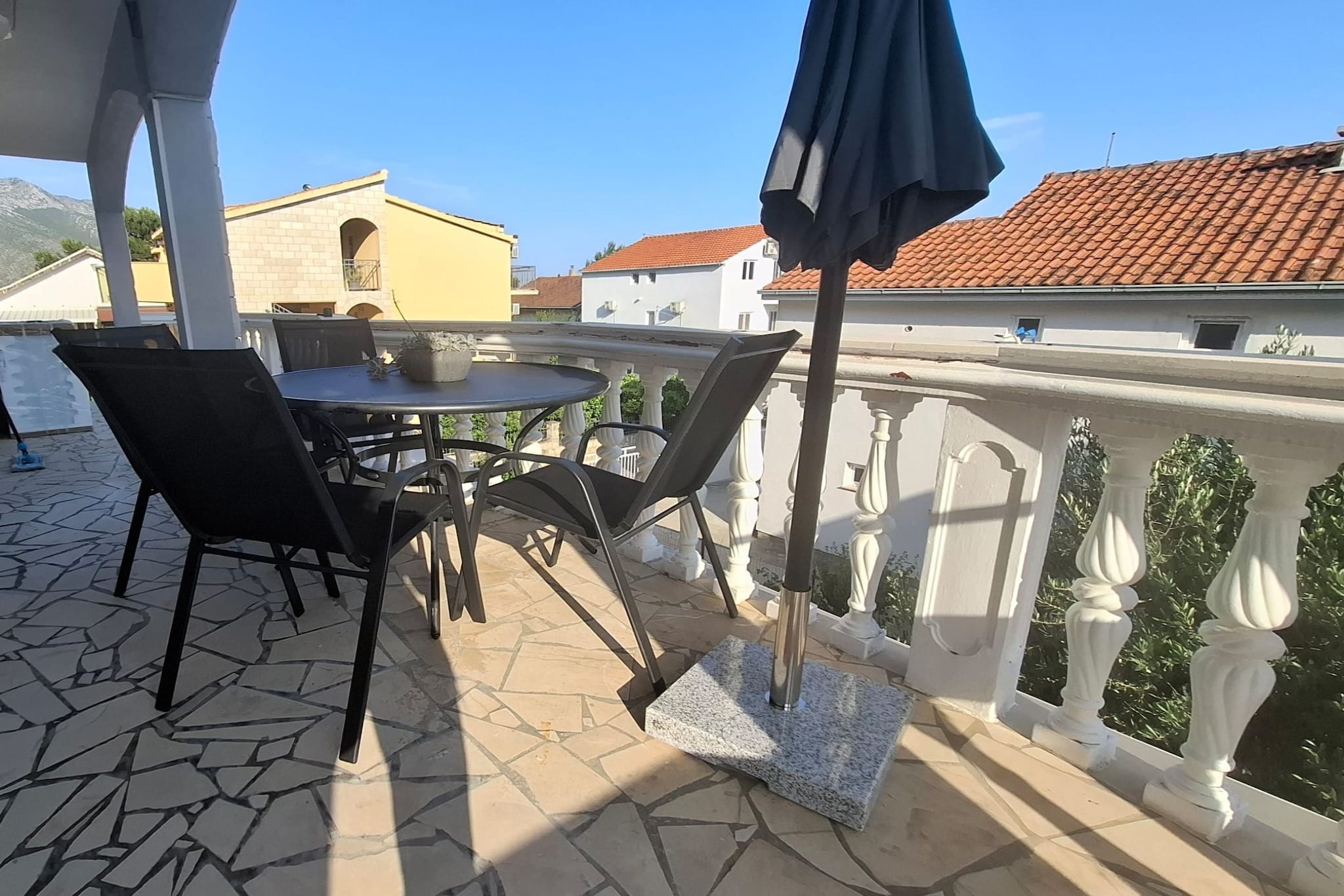 Apartment Jakić - One Bedroom Apartment with Garden View-Terrace balcony