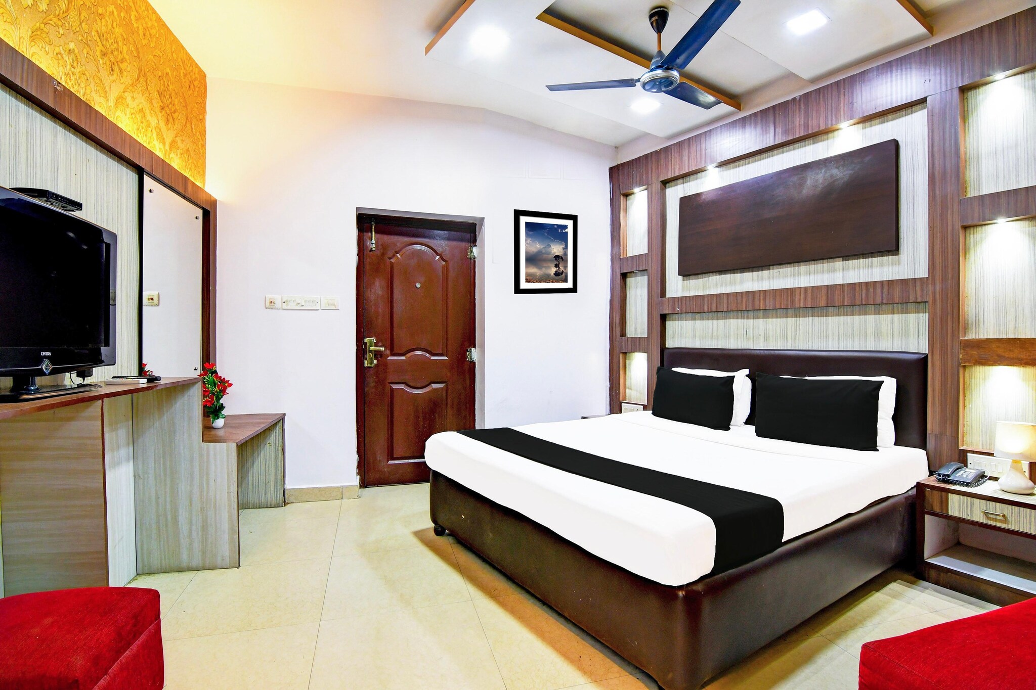 Collection O Karaya Road Hotel New Diamond