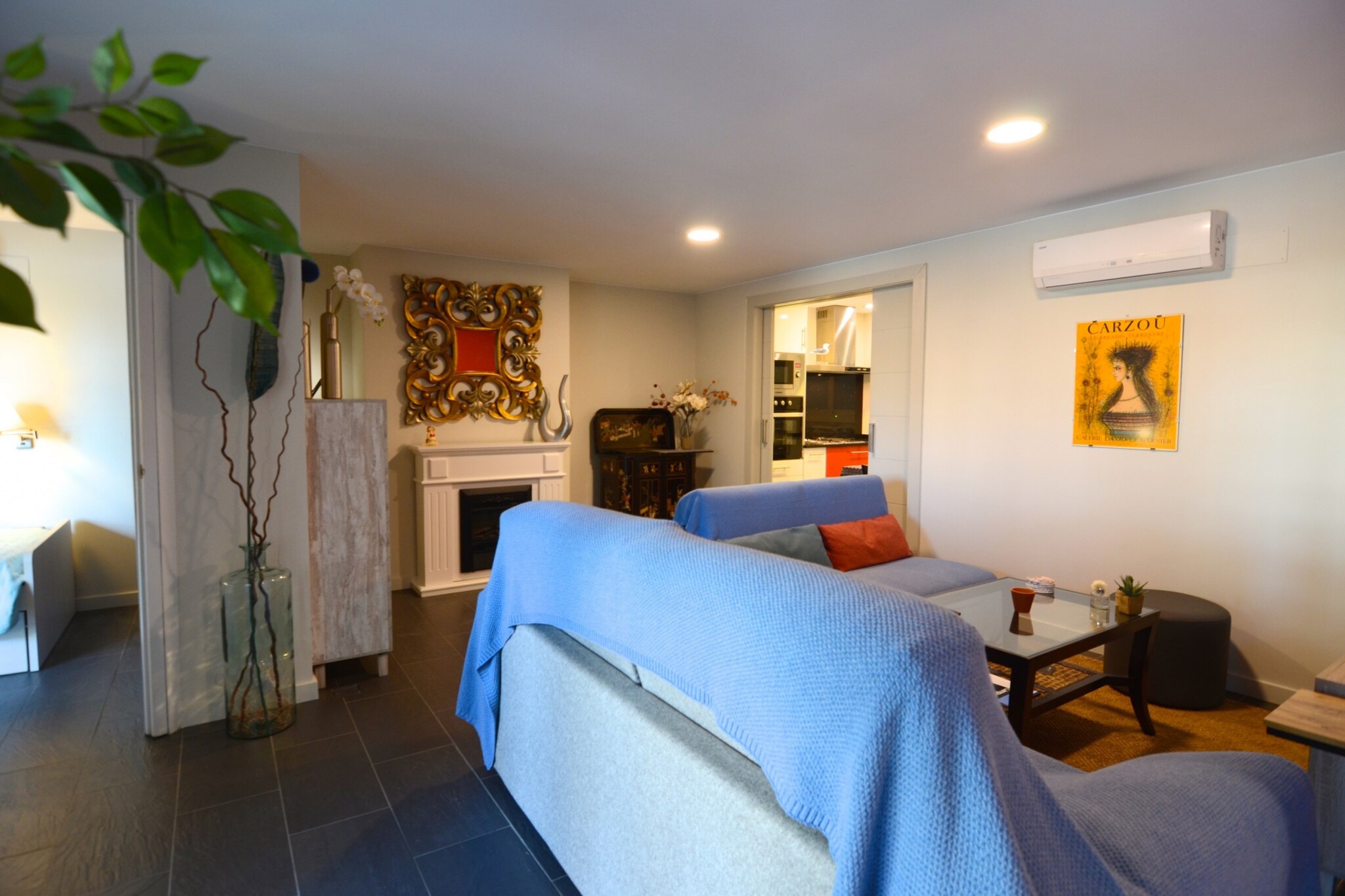 ROCAMAURA I C 1-4-Living room