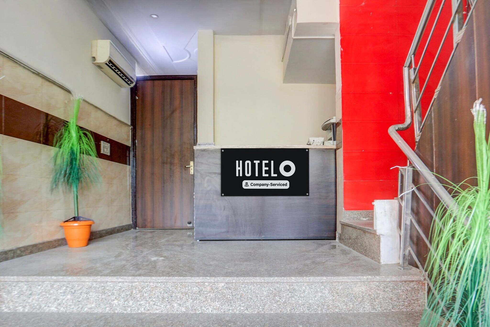 Located within 16 km of Red Fort and 17 km of Gurudwara Sis Ganj Sahib, Townhouse Johri Enclave Metro Station Formerly Second Home provides rooms with air conditioning and a private bathroom in Ghaziabad. This 4-star hotel offers room service, a 24-hour front desk and free WiFi. The hotel features family rooms.
Guest rooms at the hotel are equipped with a seating area, a flat-screen TV with satellite channels and a private bathroom with free toiletries and a bath or shower. All guest rooms include a desk.
Rāj Ghāt is 18 km from Townhouse Johri Enclave Metro Station Formerly Second Home, while Feroz Shah Kotla Cricket Stadium is 18 km away. Hindon Airport is 7 km from the property
Early Check-In Policy: A full day’s room rate will be charged for check-ins before 6:00 AM. Complimentary early check-in is available between 6:00 AM and 10:00 AM, subject to room availability.
Check-in is only available to guests aged 18 and above. Please provide a government-issued ID to confirm your age.