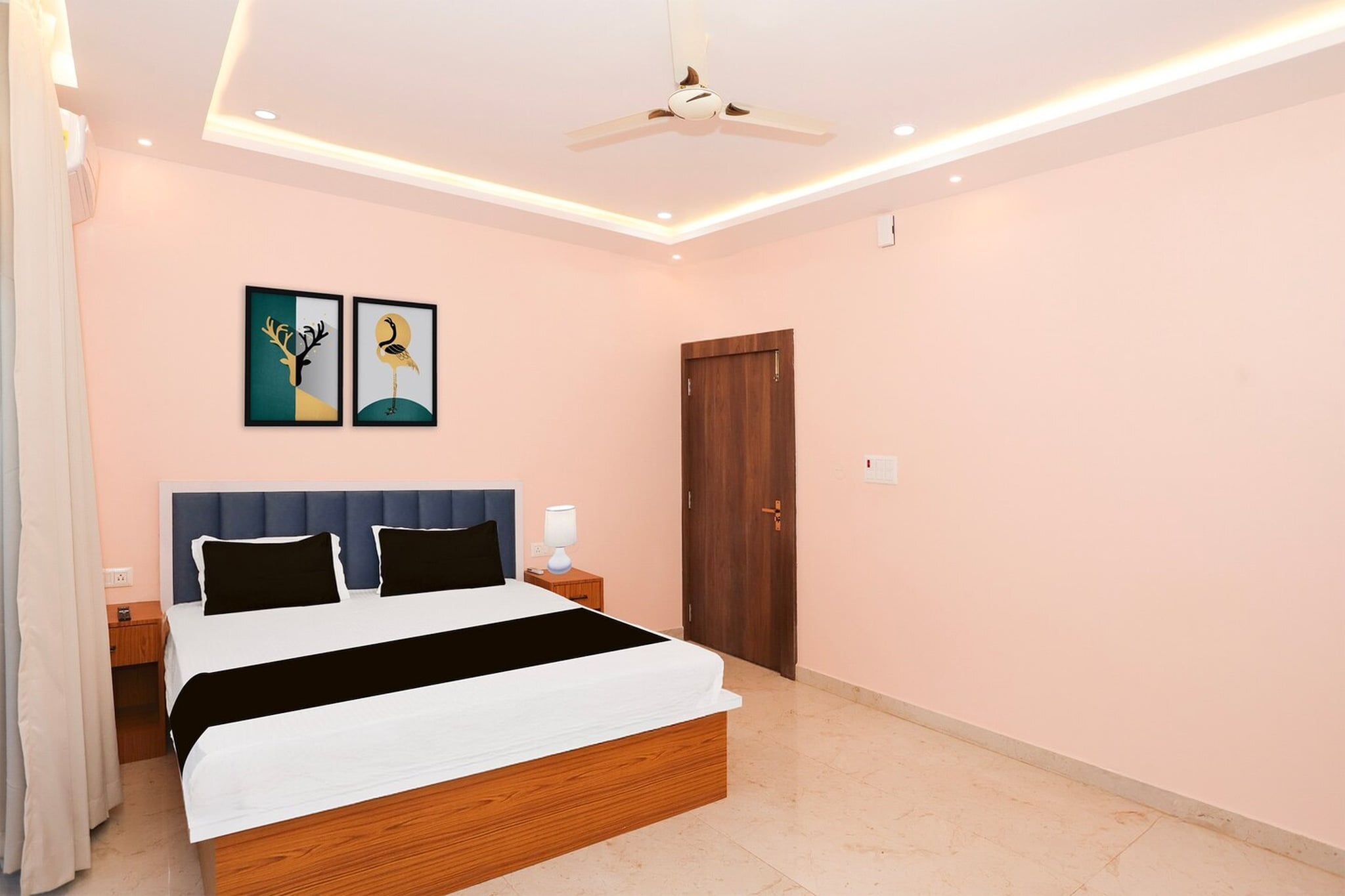 Townhouse Tender Village Formerly Seven Seas is situated in Rātu. Among the facilities at this property are room service and a 24-hour front desk, along with free WiFi throughout the property. The property is non-smoking and is set 15 km from Ranchi Railway Station.

The units at the hotel come with a seating area, a flat-screen TV with satellite channels and a private bathroom with free toiletries and a bath or shower. All rooms at Townhouse Tender Village Formerly Seven Seas feature air conditioning and a desk.

Birsa Munda Airport is 19 km away.

Early Check-In Policy: A full day’s room rate will be charged for check-ins before 6:00 AM. Complimentary early check-in is available between 6:00 AM and 10:00 AM, subject to room availability.

Check-in is only available to guests aged 18 and above. Please provide a government-issued ID to confirm your age.
