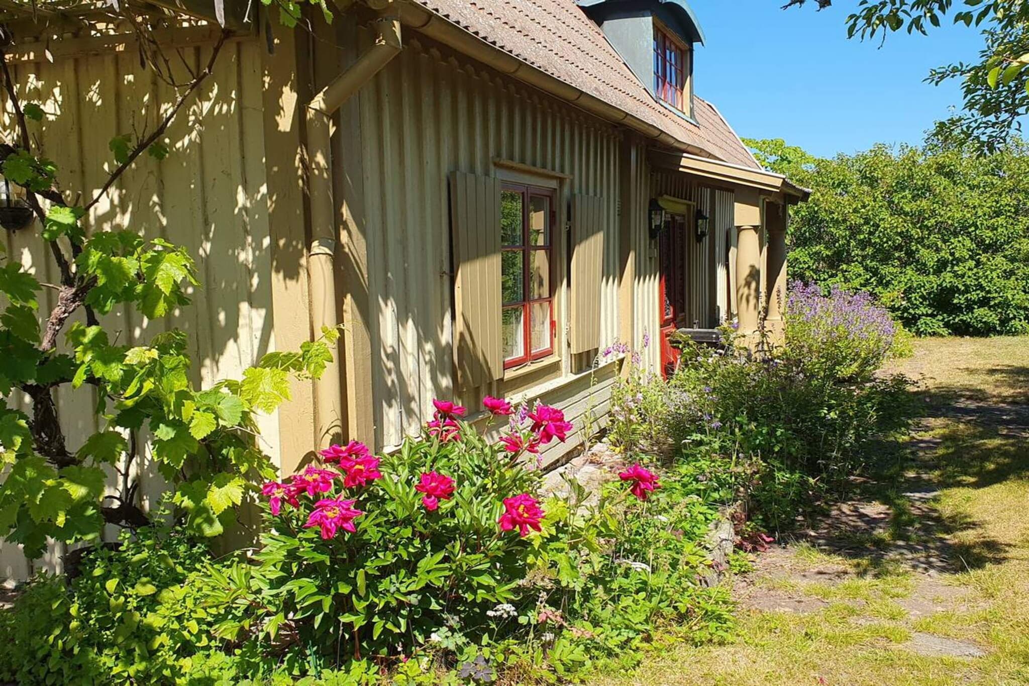 4 Sterne Ferienhaus in Fågelmara-Außenbereich