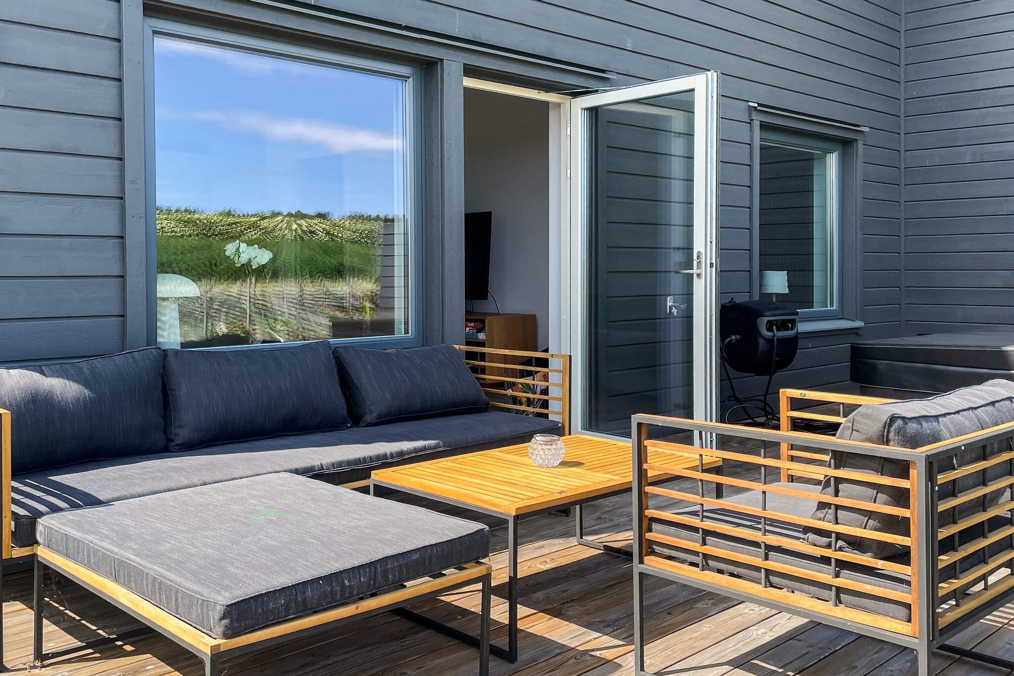 5 Sterne Ferienhaus in MÖRBYLÅNGA-Außenbereich