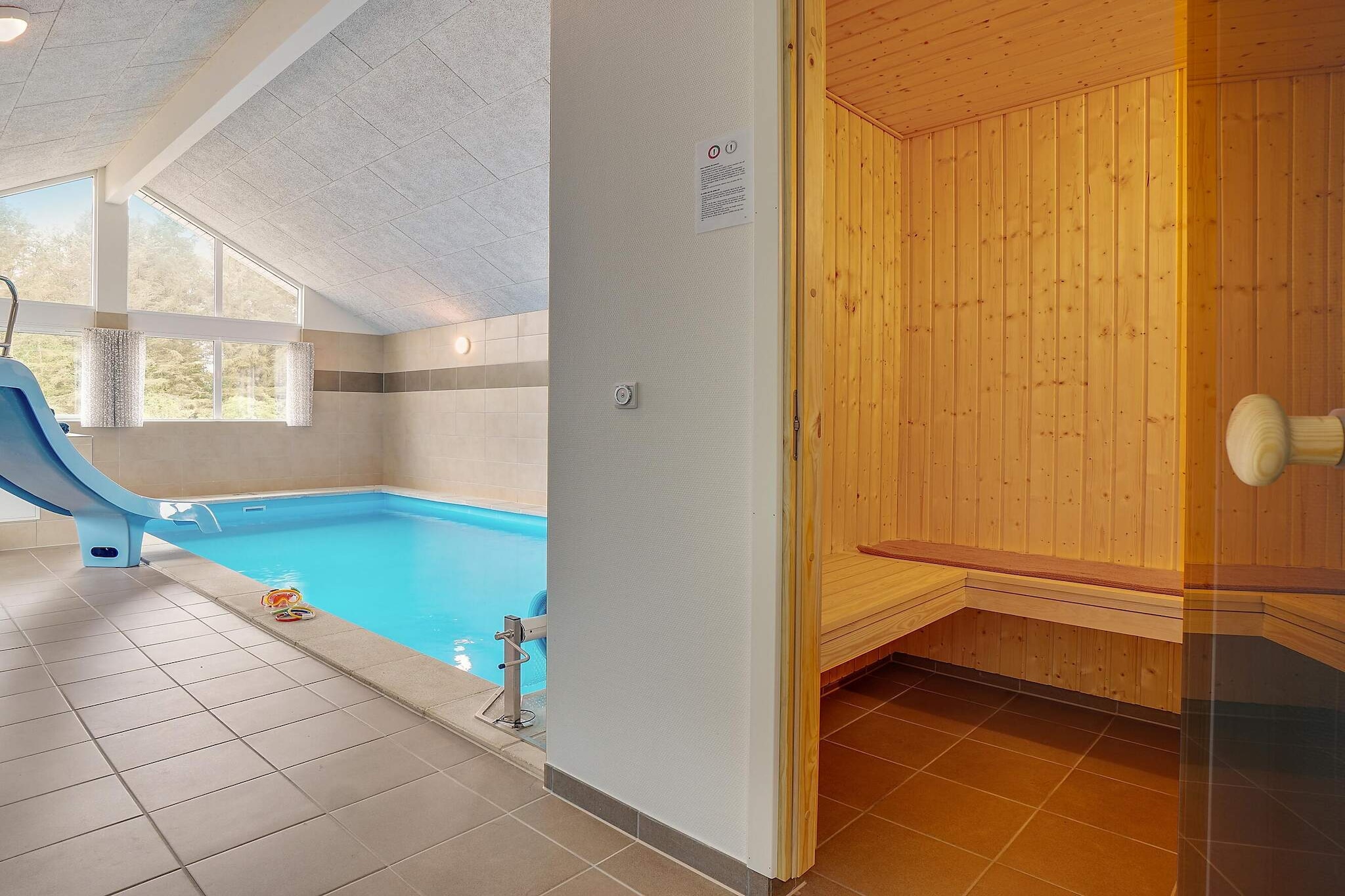 5 etoiles maison de vacances a Spøttrup-Piscine