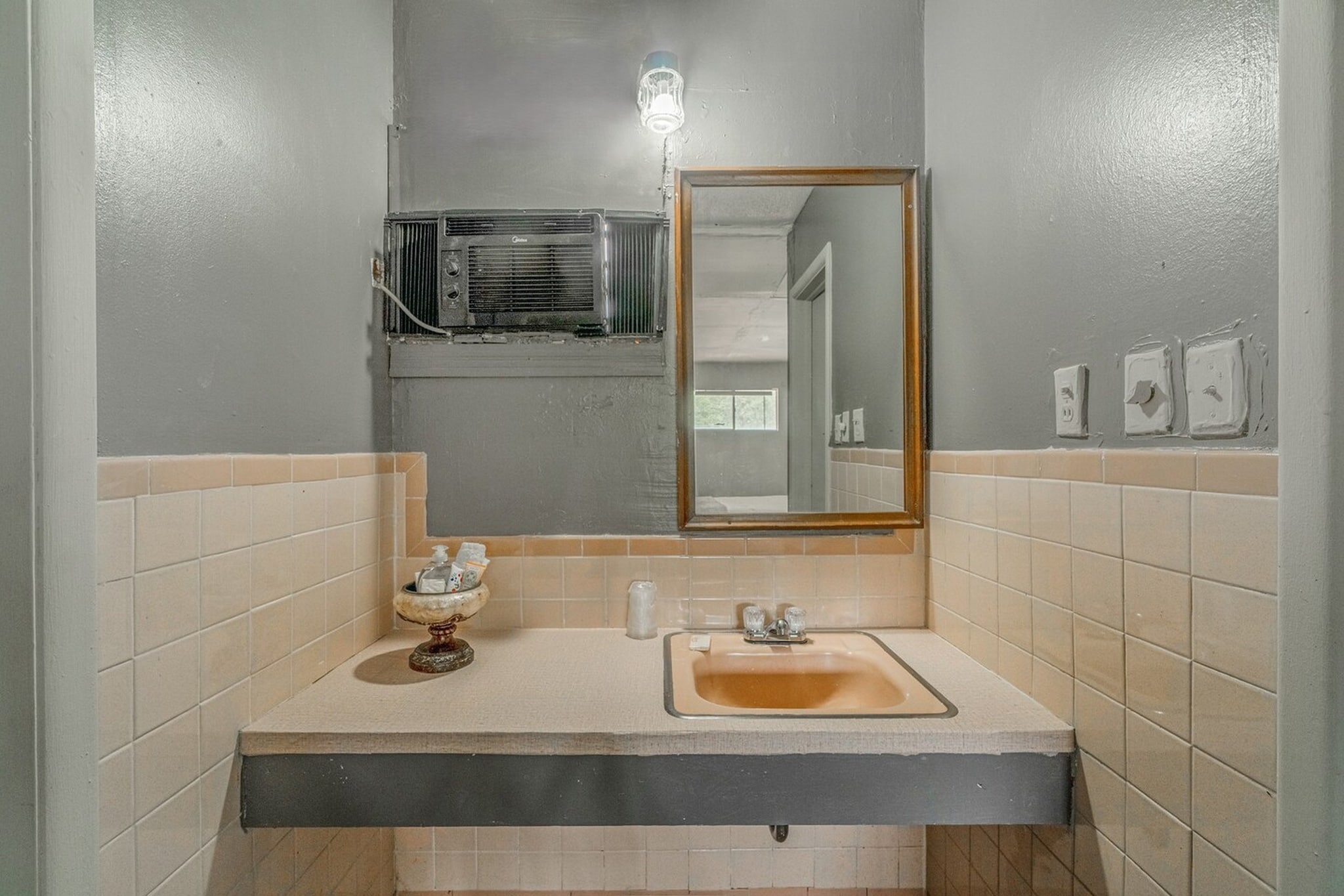 Bath Room