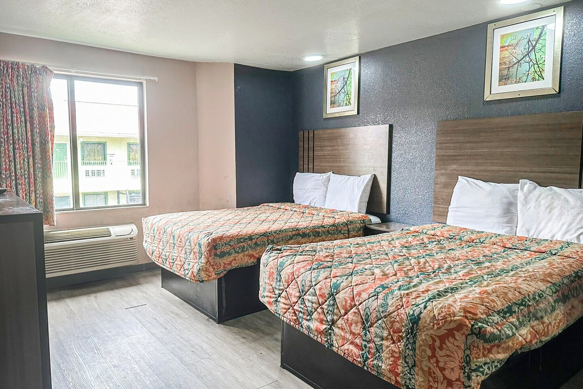 Bed Room