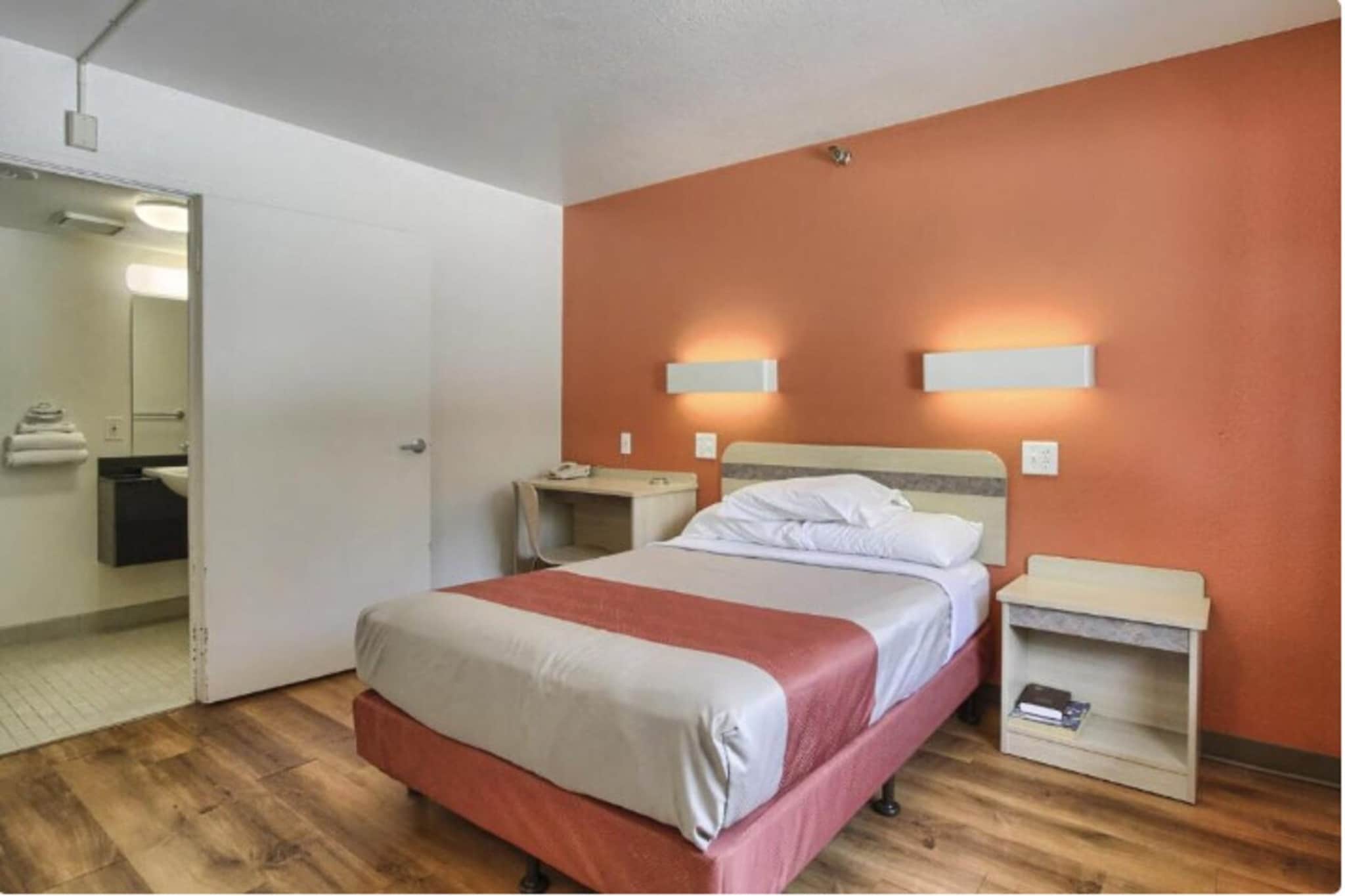 Bed Room