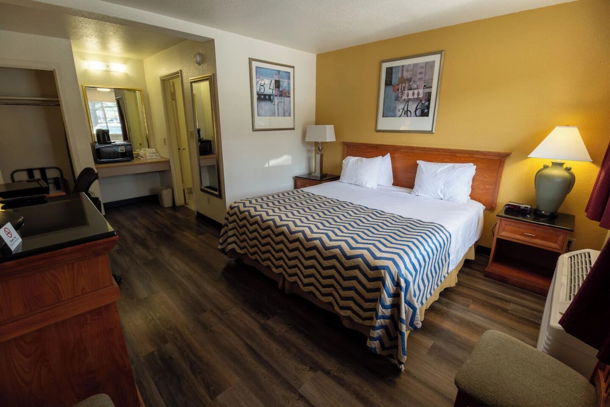Bed Room