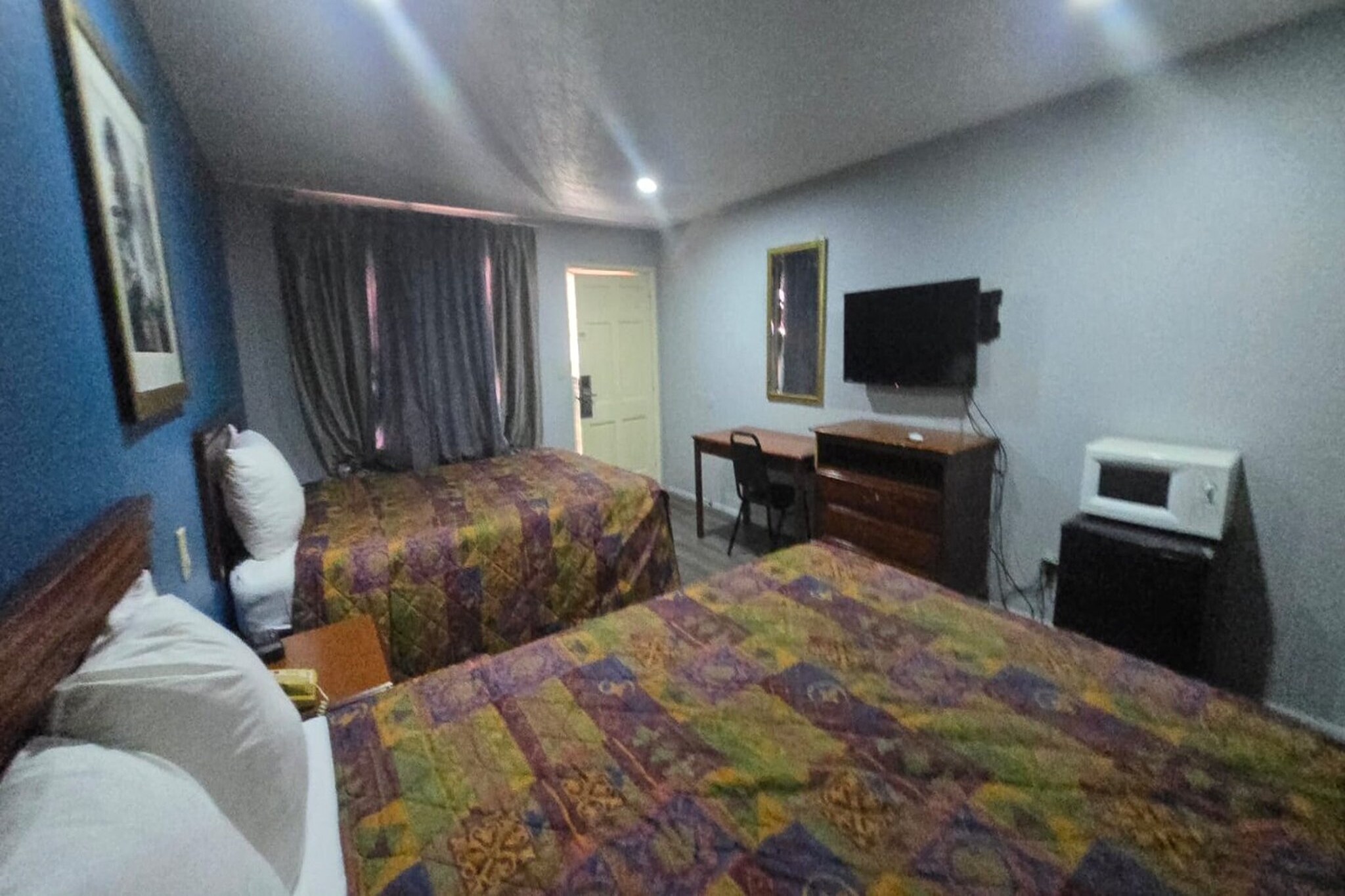 Bed Room