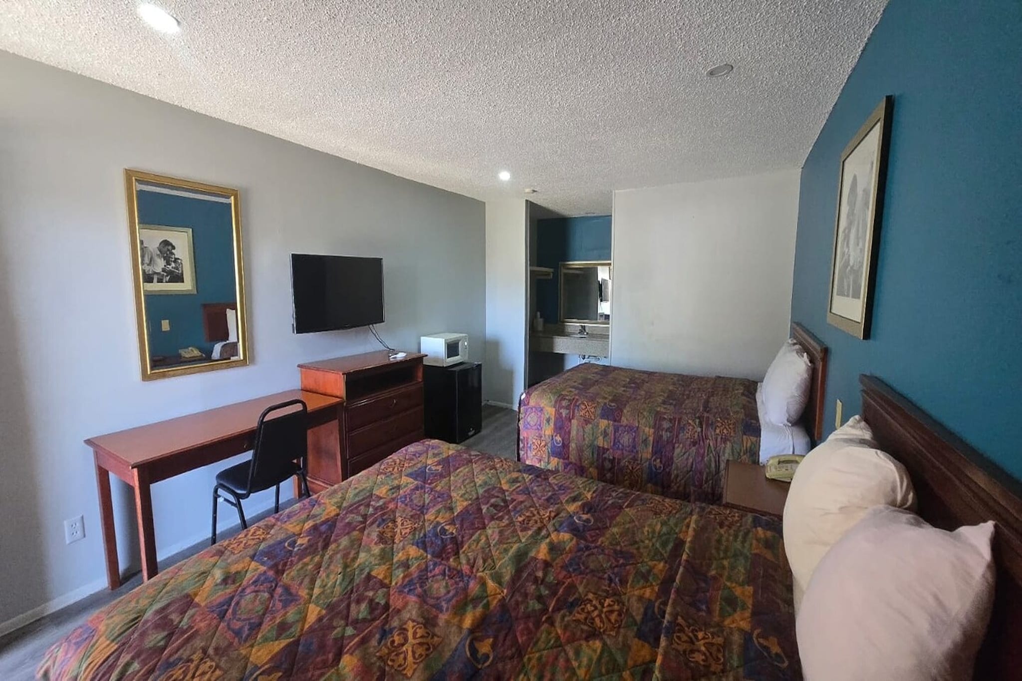 Bed Room