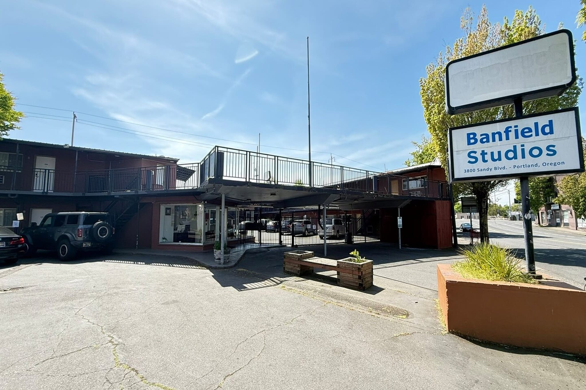 Exterior Summer