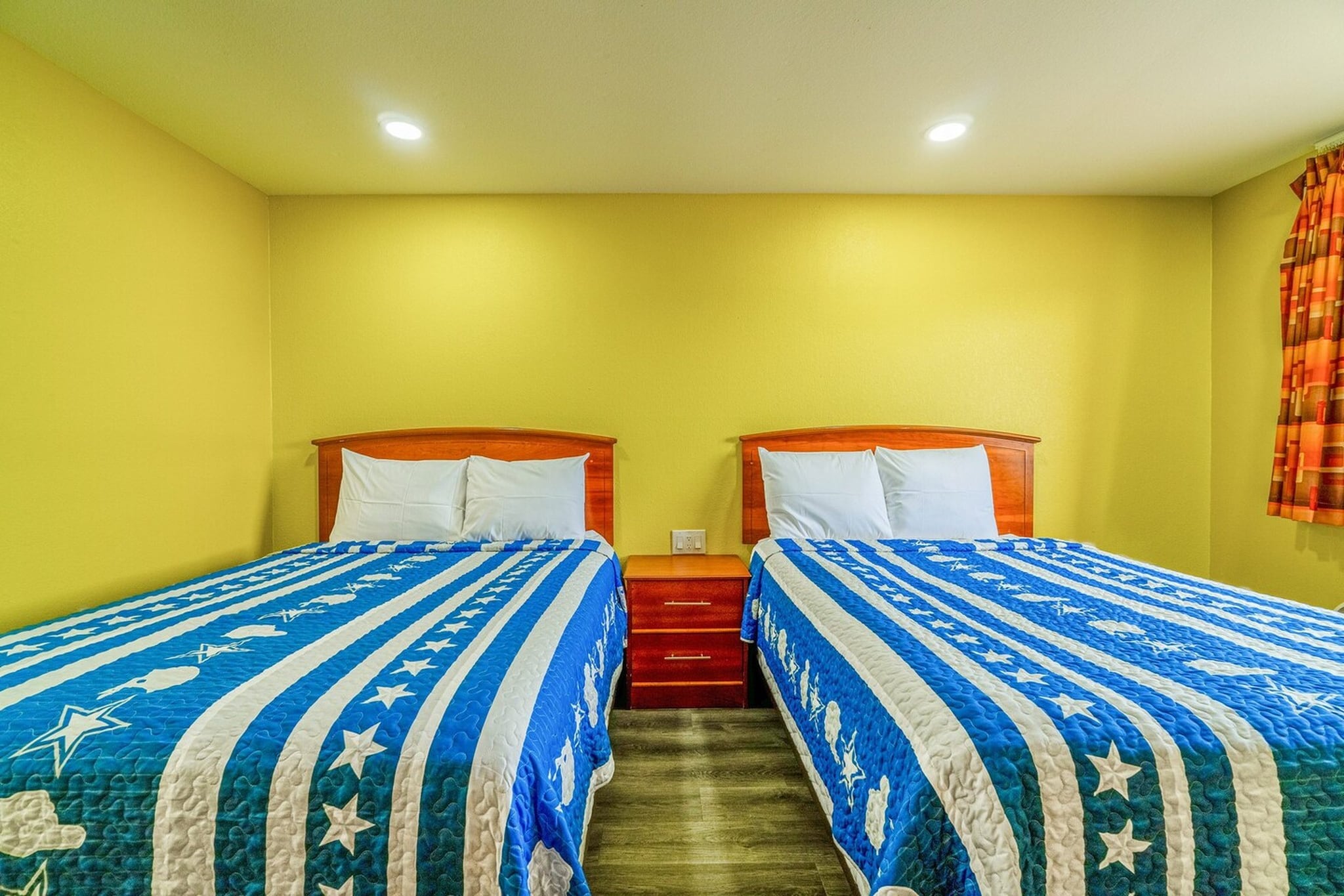 Bed Room