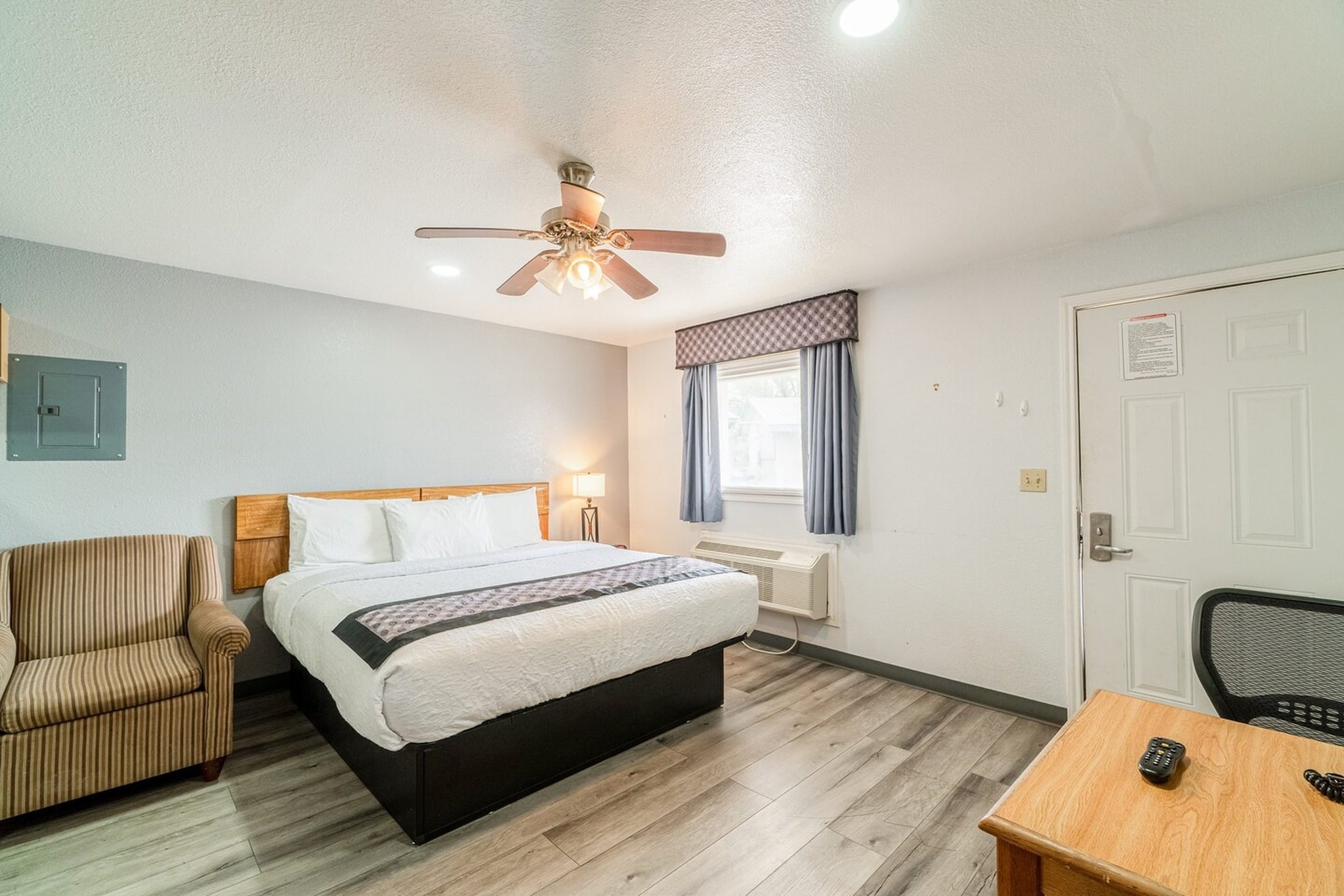 Bed Room