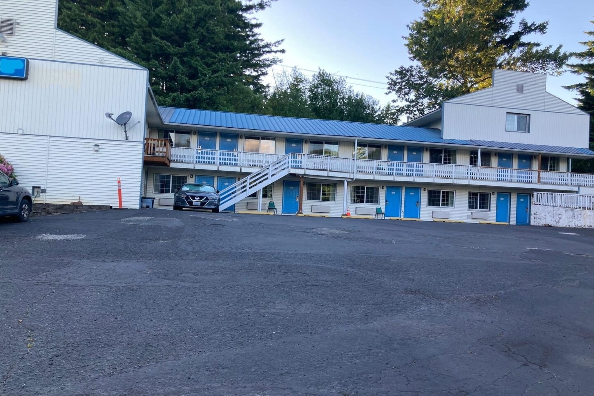 Exterior Summer