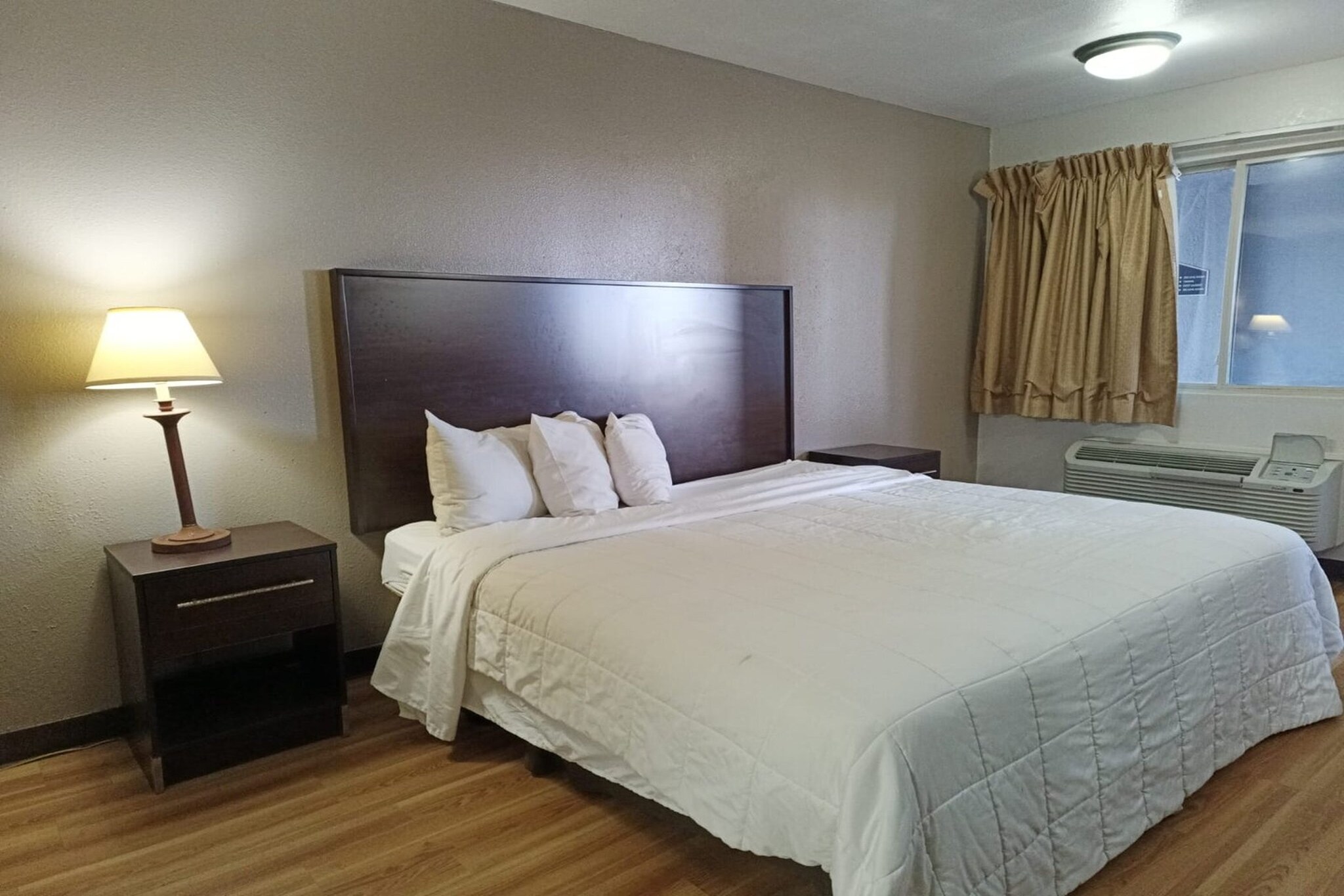 Bed Room