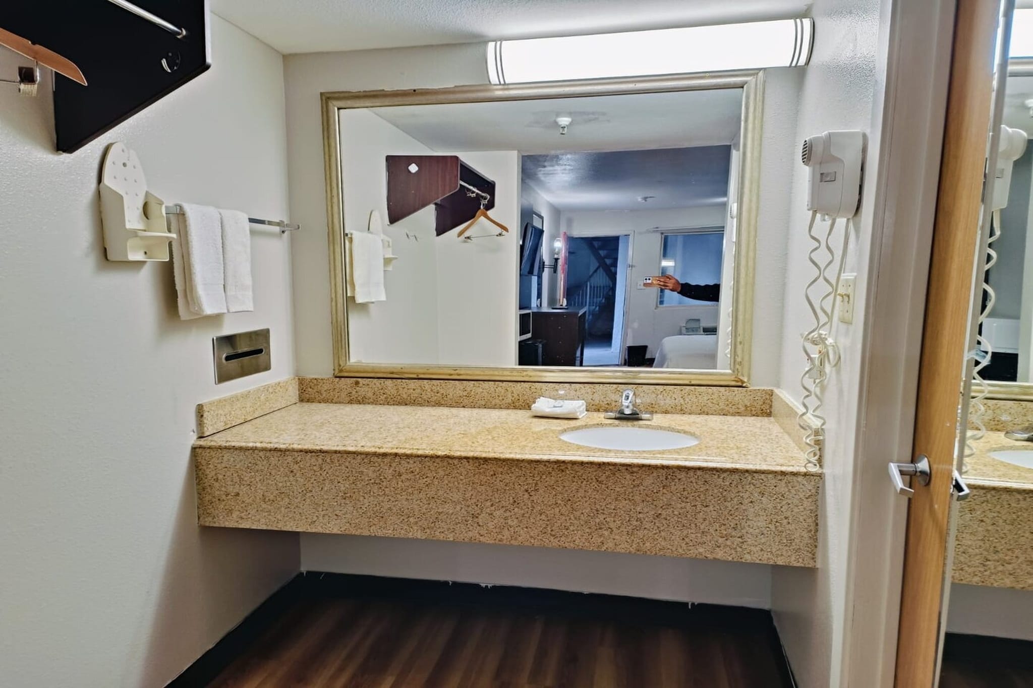 Bath Room