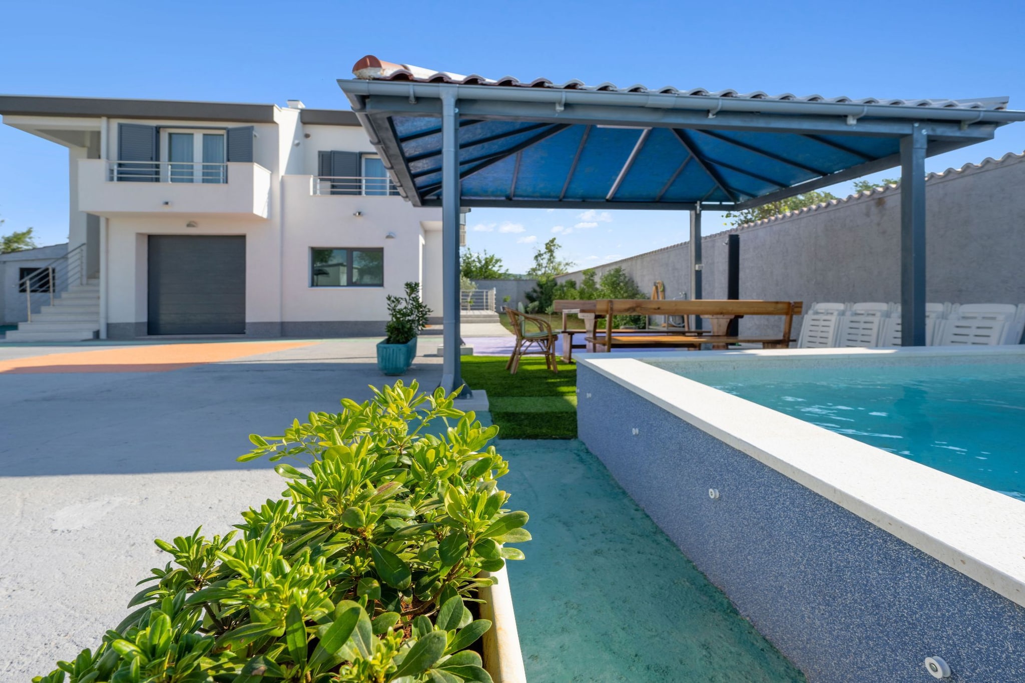Holiday Home Eros - Zwembad