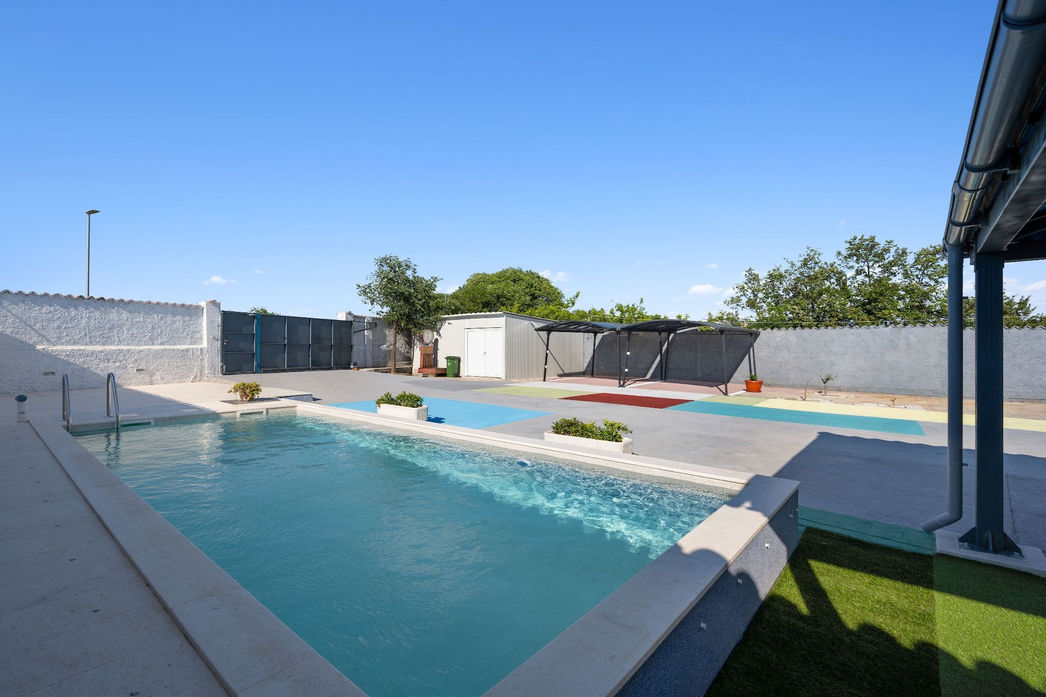 Holiday Home Eros - Zwembad
