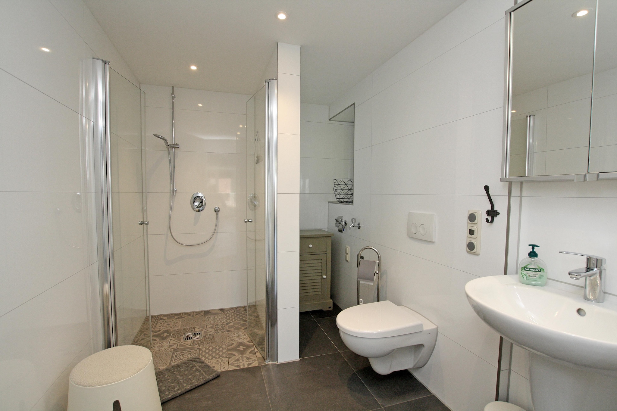 Fewo EG 4 P-Bathroom