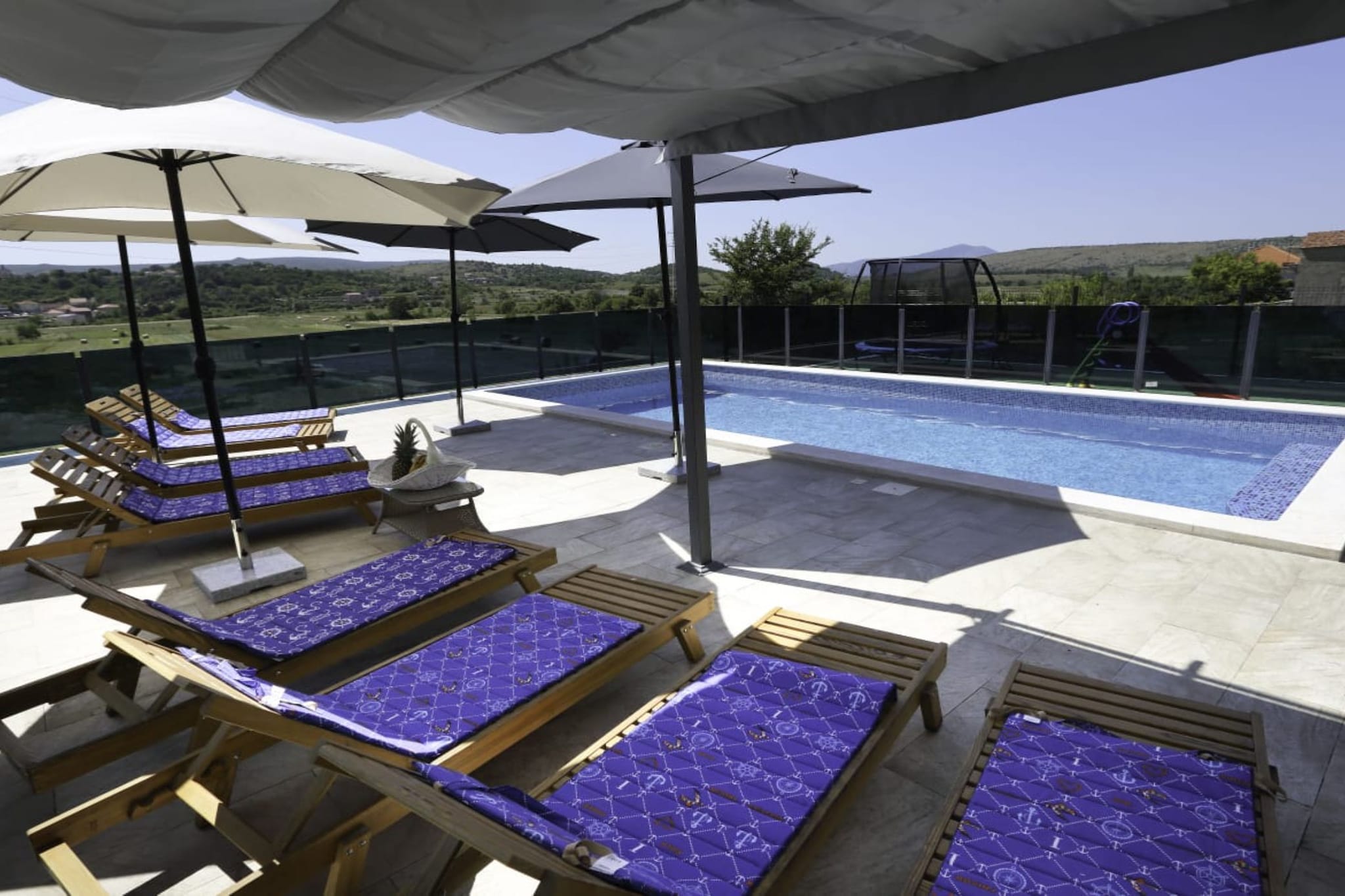Holiday Home Marana - Five Bedroom Holiday Home-Zwembad