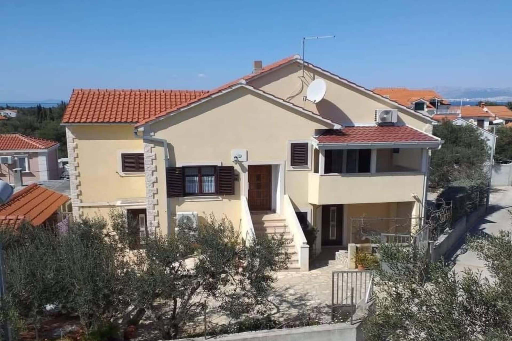 Apartments Ivan Supetar - Two Bedroom Apartment with Terrace no.3 - Buitenlucht