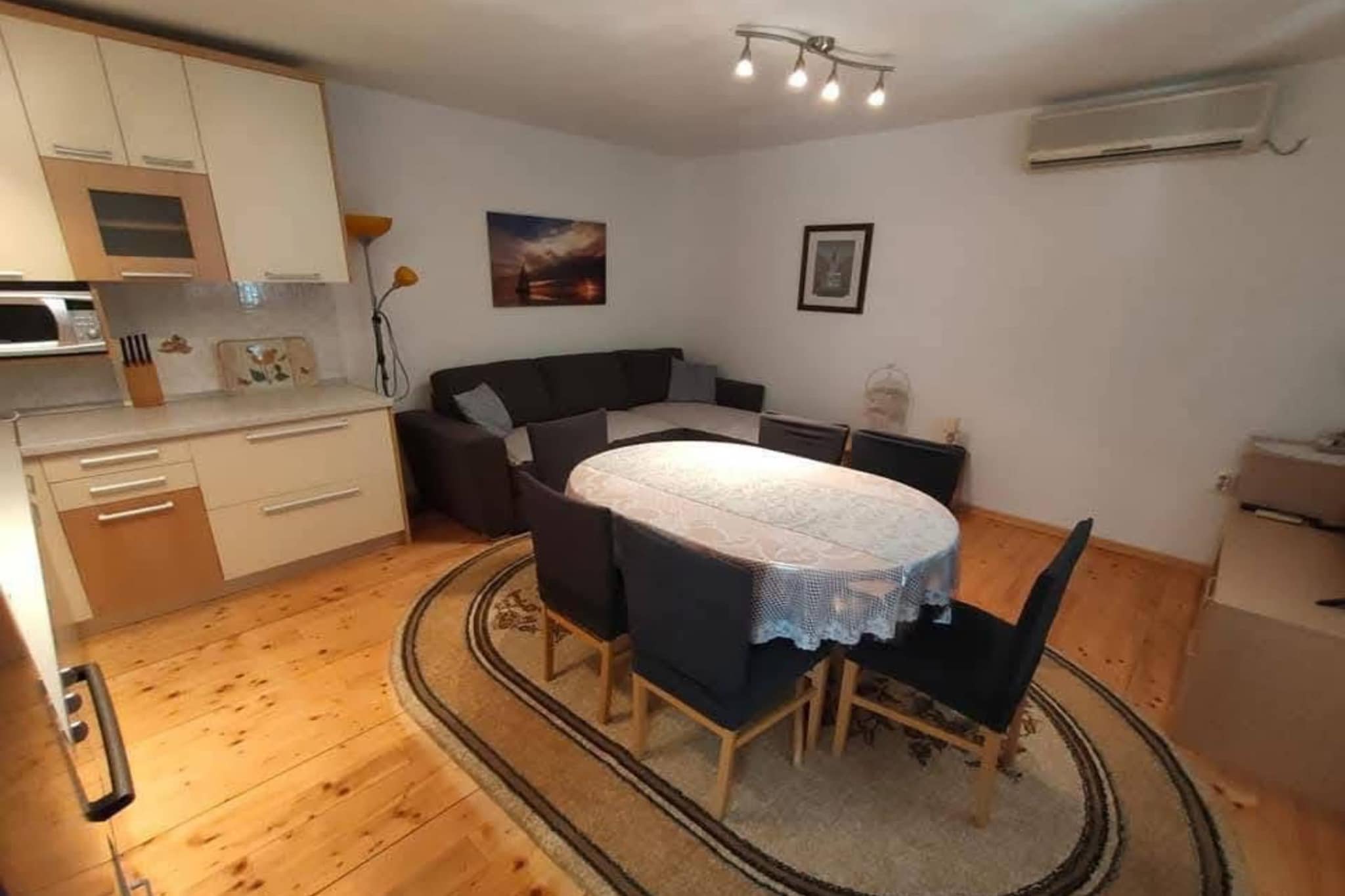 Apartments Ivan Supetar - Two Bedroom Apartment with Terrace no.3 - Eetkamer