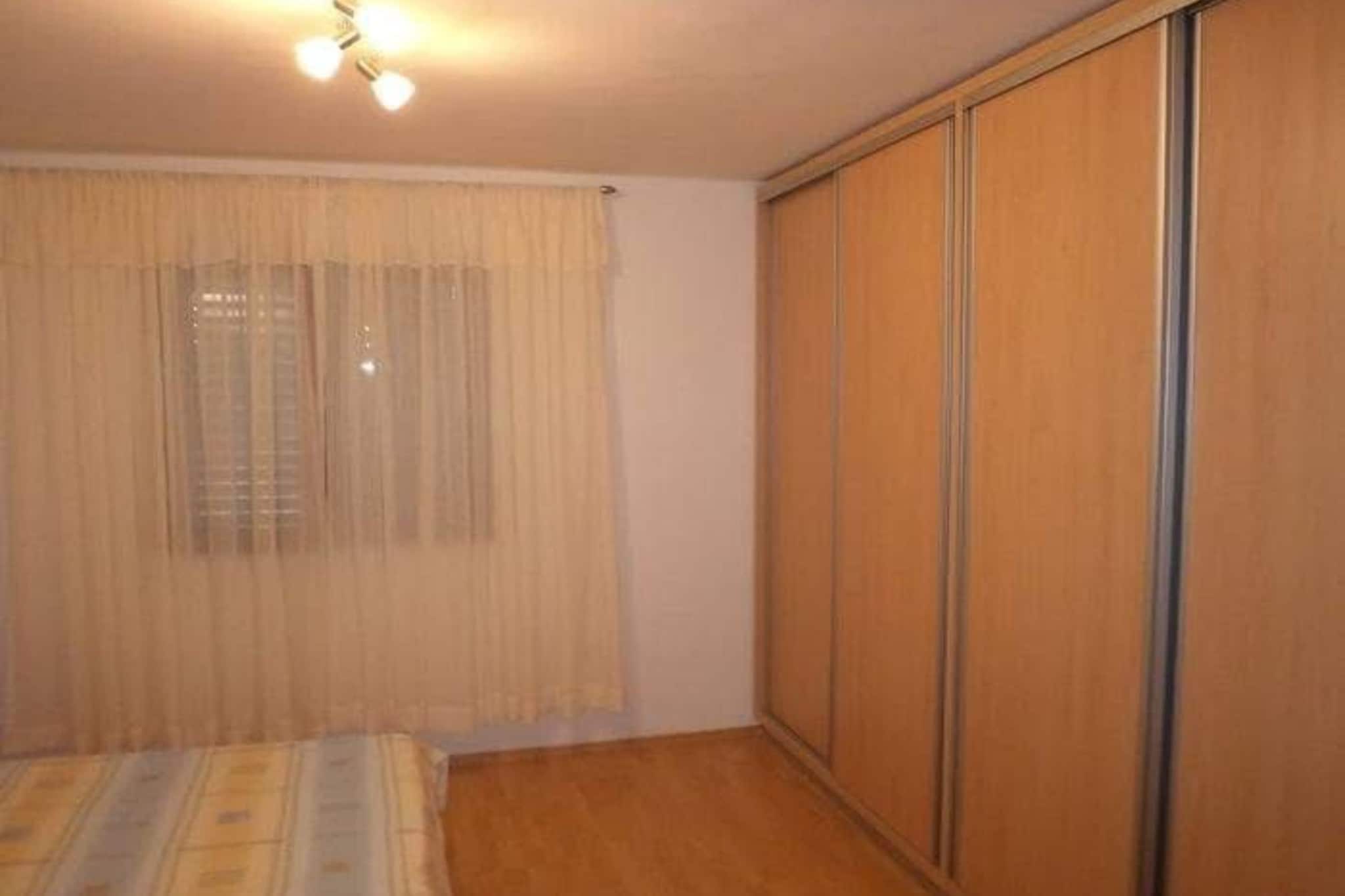Apartments Ivan Supetar - Two Bedroom Apartment with Terrace no.3 - Slaapkamer