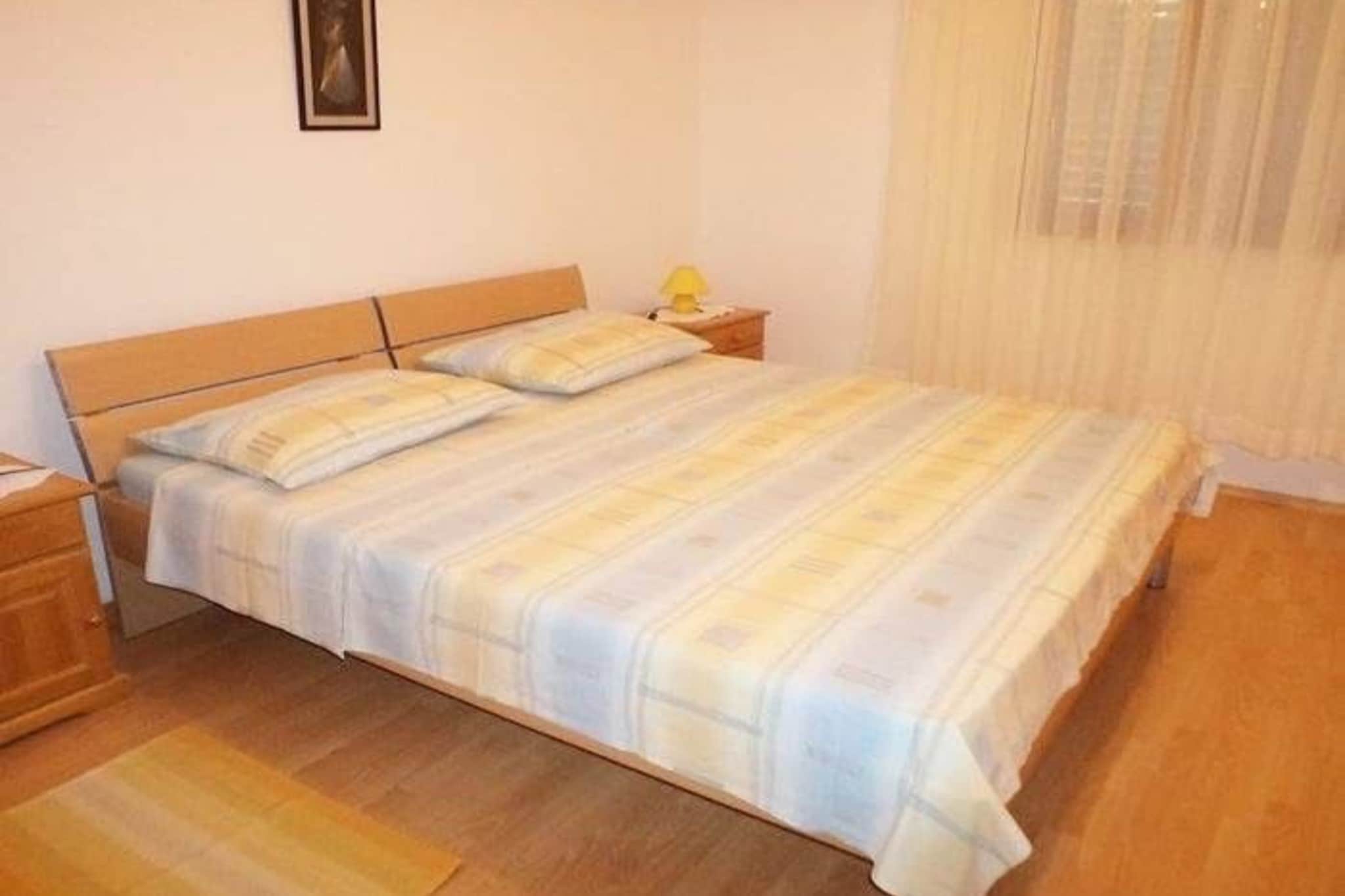 Apartments Ivan Supetar - Two Bedroom Apartment with Terrace no.3 - Slaapkamer