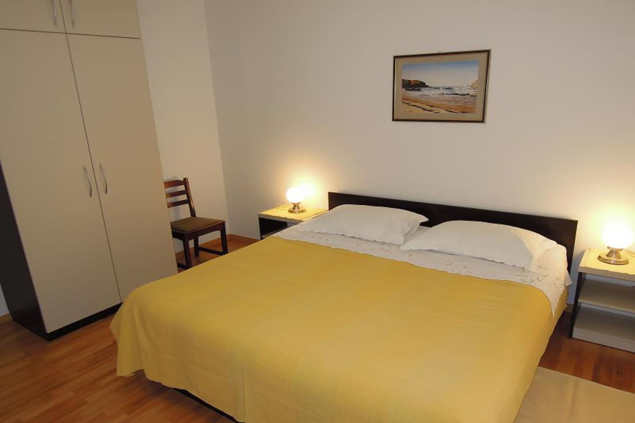 Cozy Retreat By The Sea Puntamika - Classic Two Bedroom Apartment with Terrace (owner B)-Slaapkamer