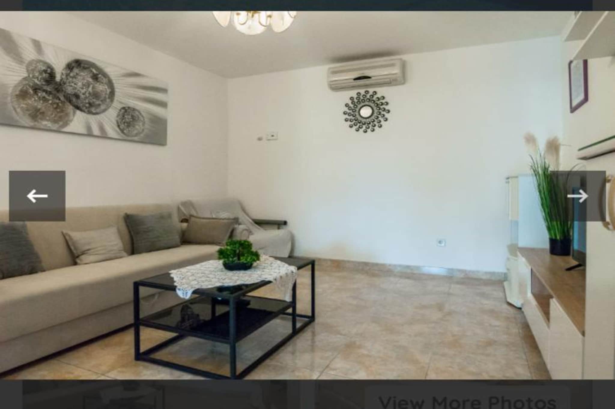 Villa Apartments Babaja - Studio Apartment with Terrace (Ap1)