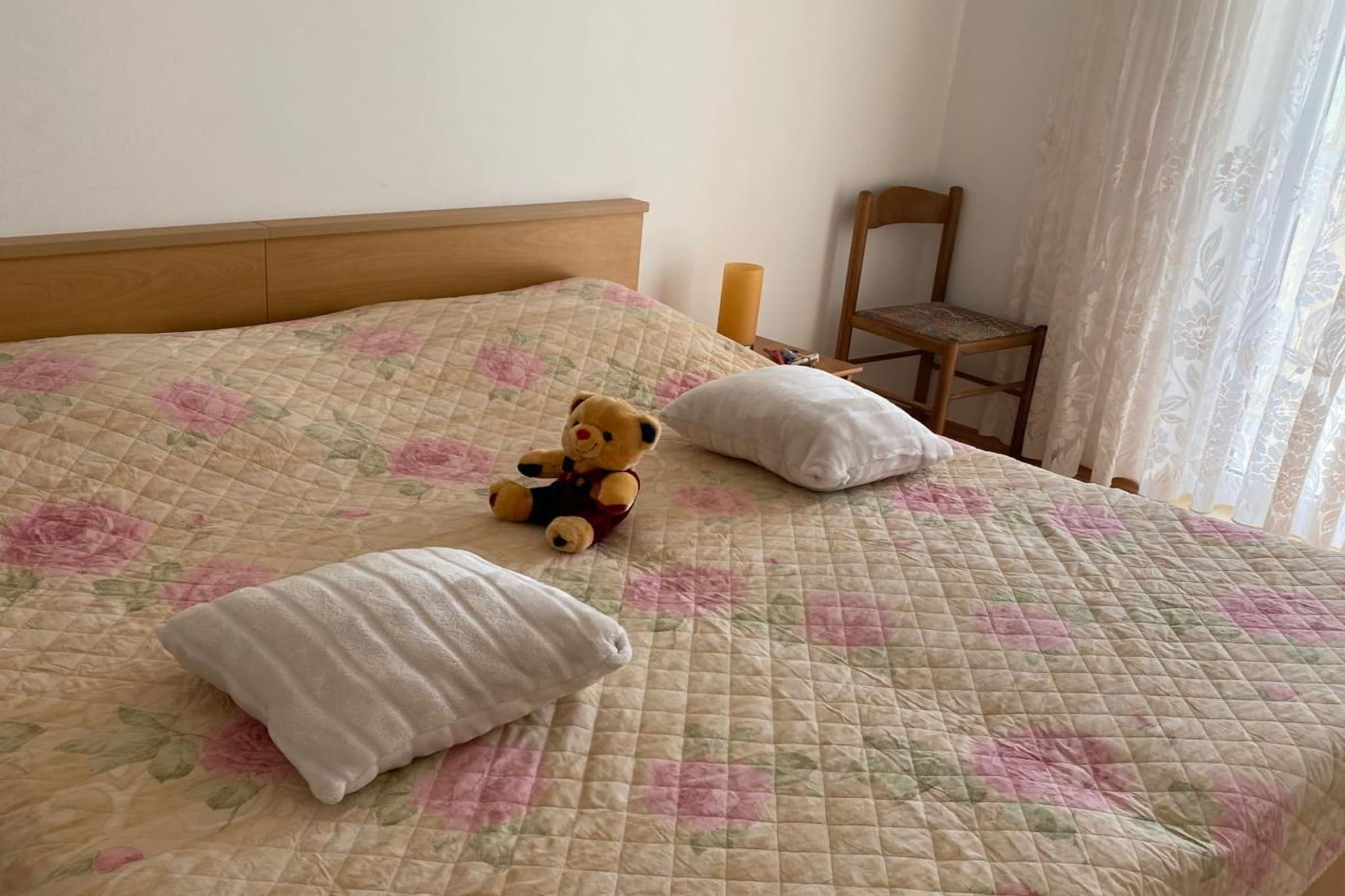 Villa Apartments Babaja - Two Bedroom Apartment with Balcony and Sea View (Ap 3)-Slaapkamer
