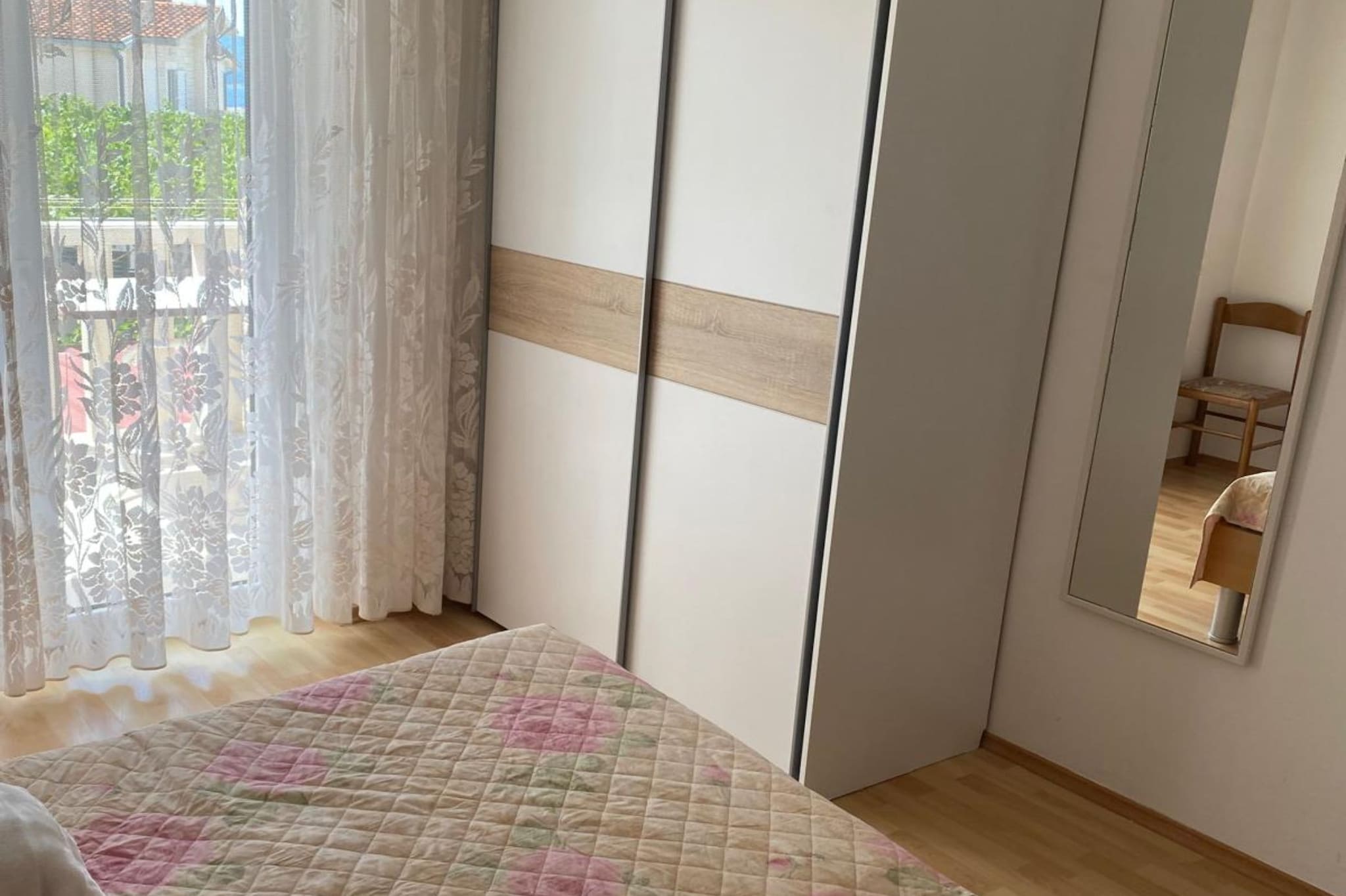 Villa Apartments Babaja - Two Bedroom Apartment with Balcony and Sea View (Ap 3)-Slaapkamer