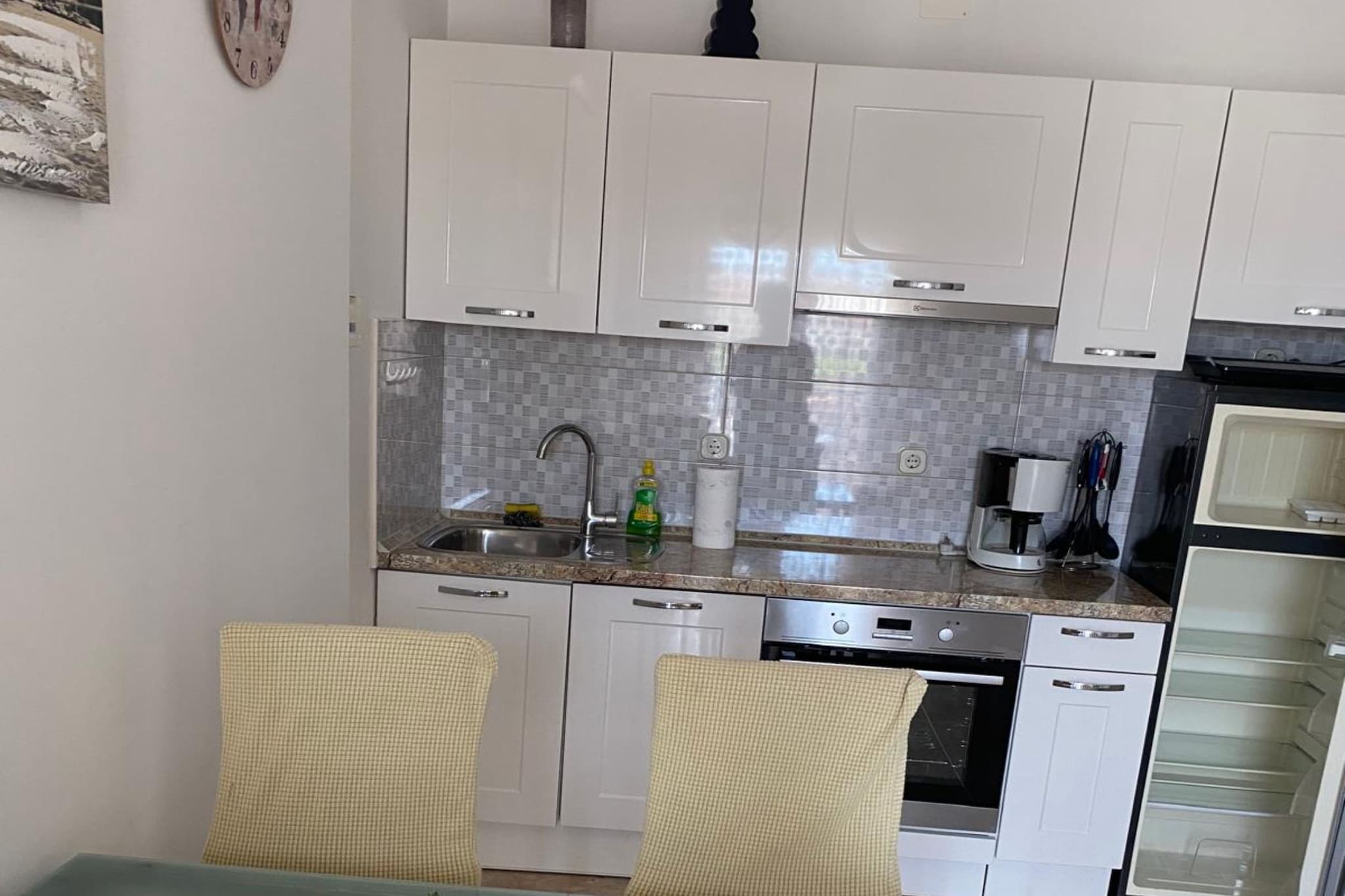 Villa Apartments Babaja - Classic Two Bedroom Apartment with Balcony and Sea View (Ap5)