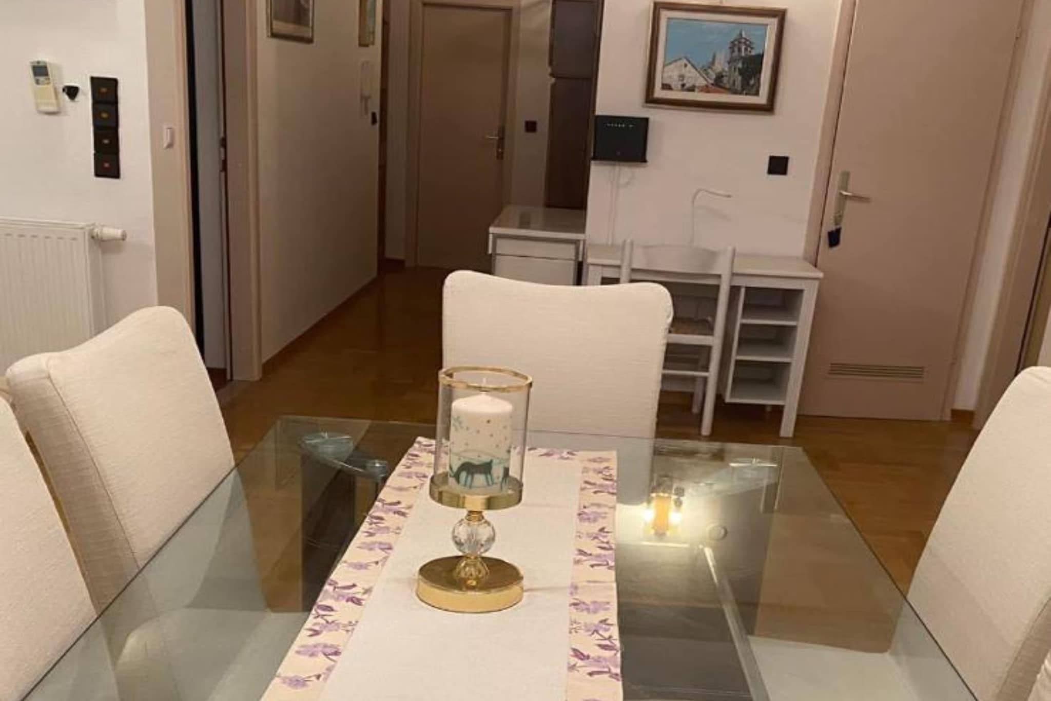 Villa Apartments Babaja - Studio Apartment with Balcony (Ap 11)-Eetkamer