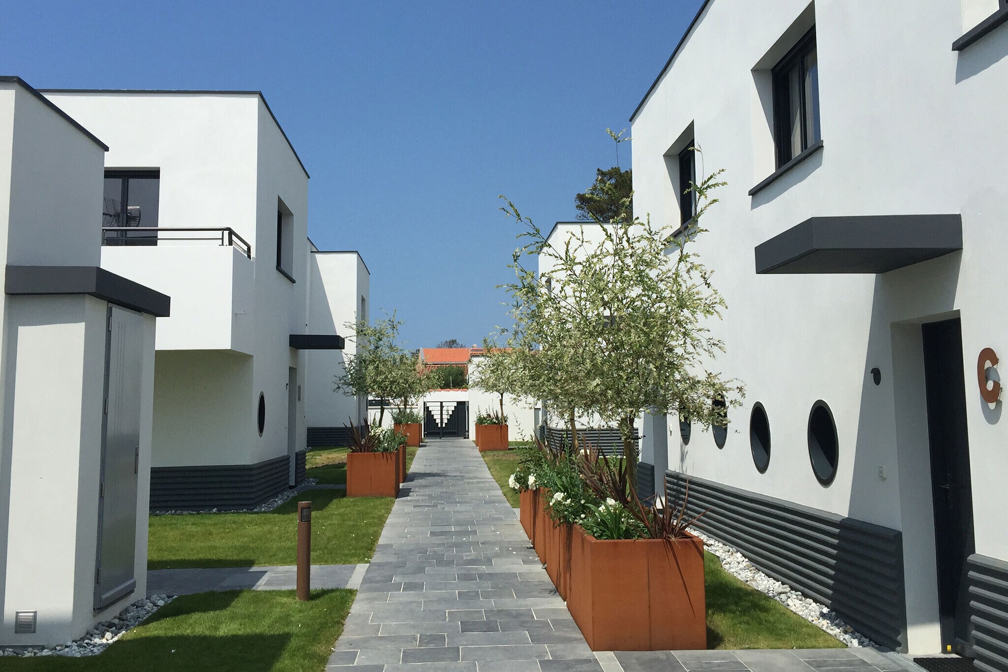 Villa in Anglet between ocean, forests