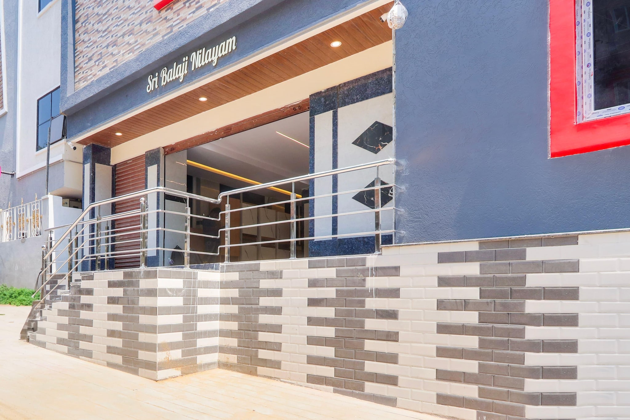 Super Townhouse Gachibowli Near Sky View