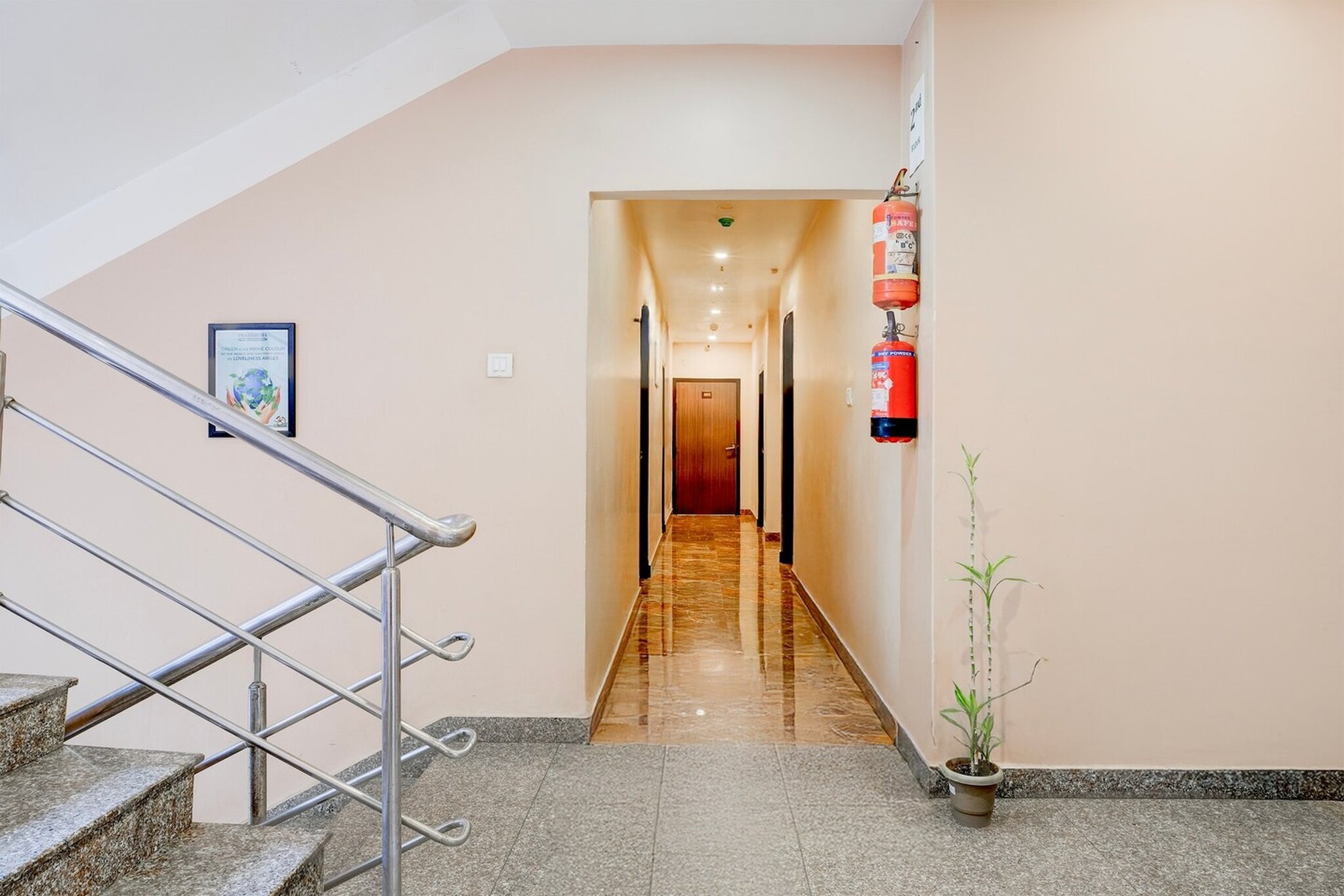 Townhouse Beltola Tiniali