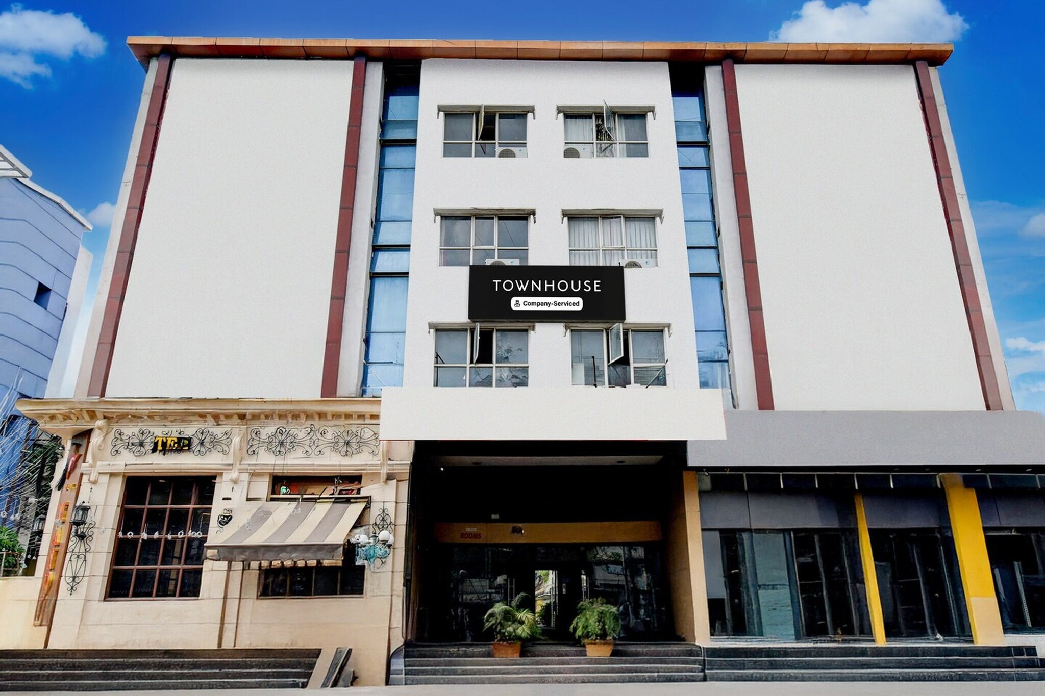 Townhouse Narayanaguda Metro Station