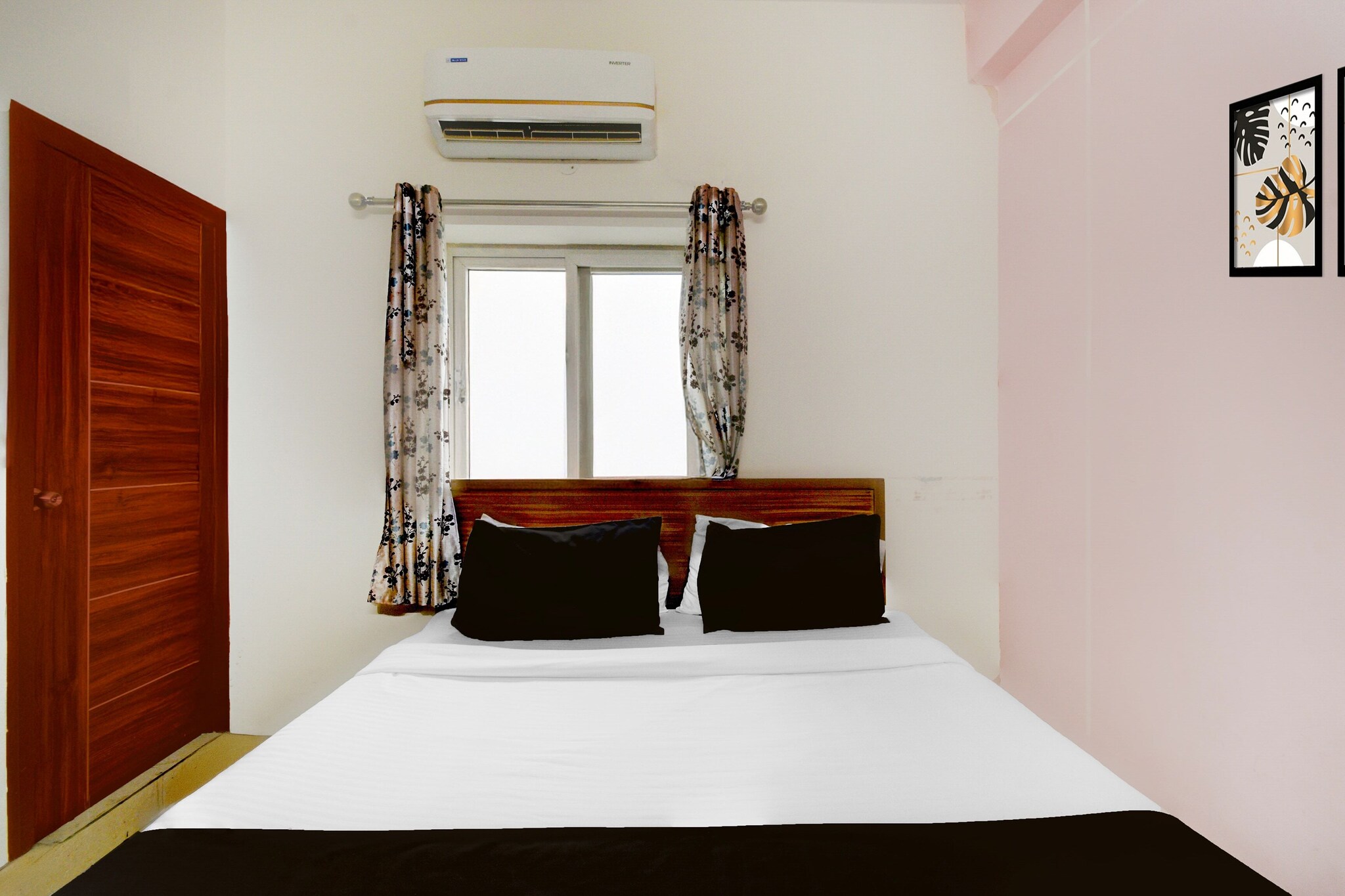 Collection O DLF CyberCity Hyderabad