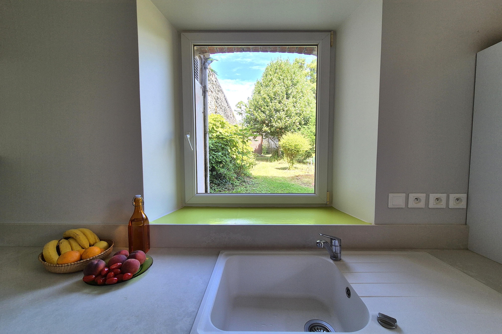 Maison avec jardin Granville-View in summer