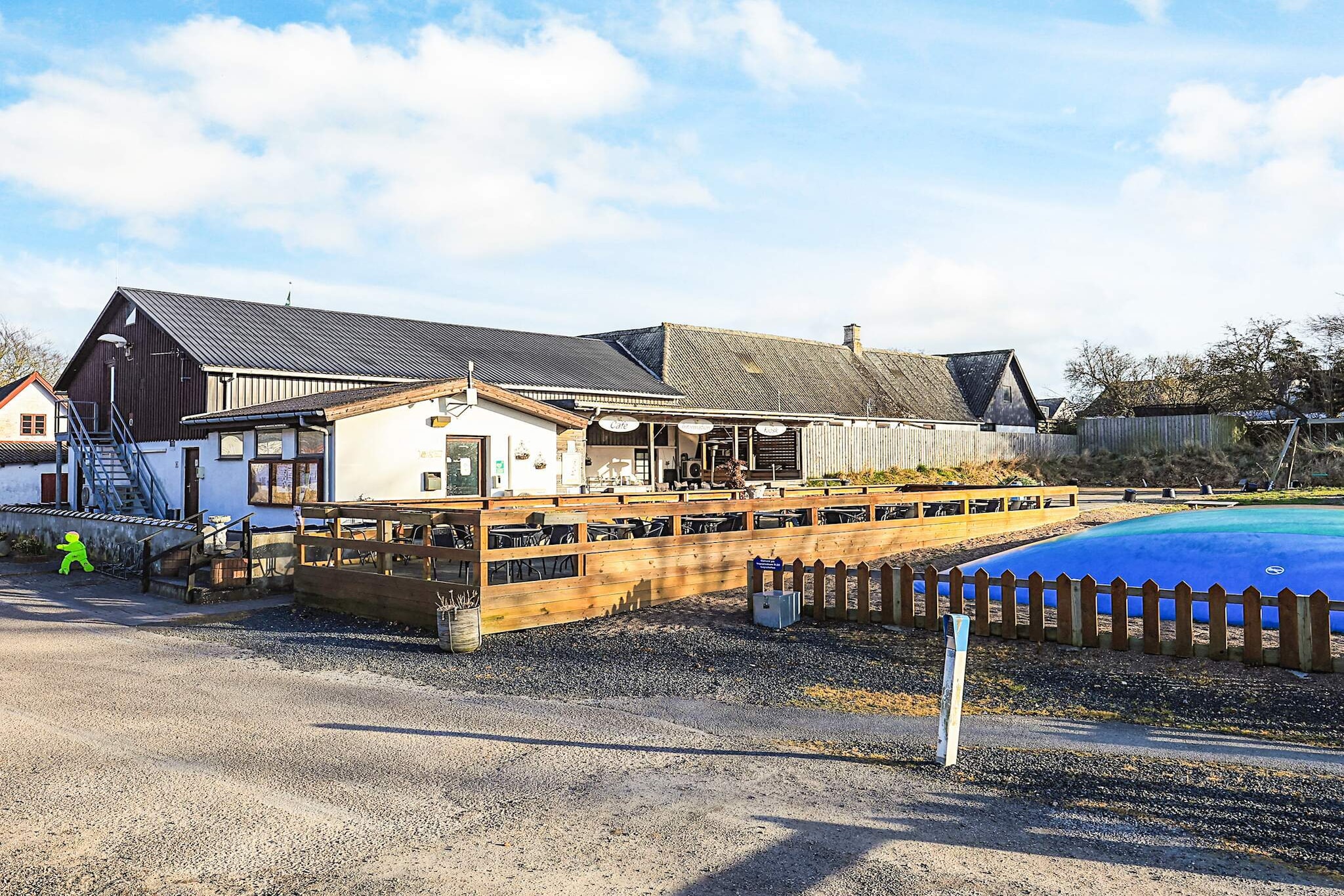 6 person holiday park home in Gørlev