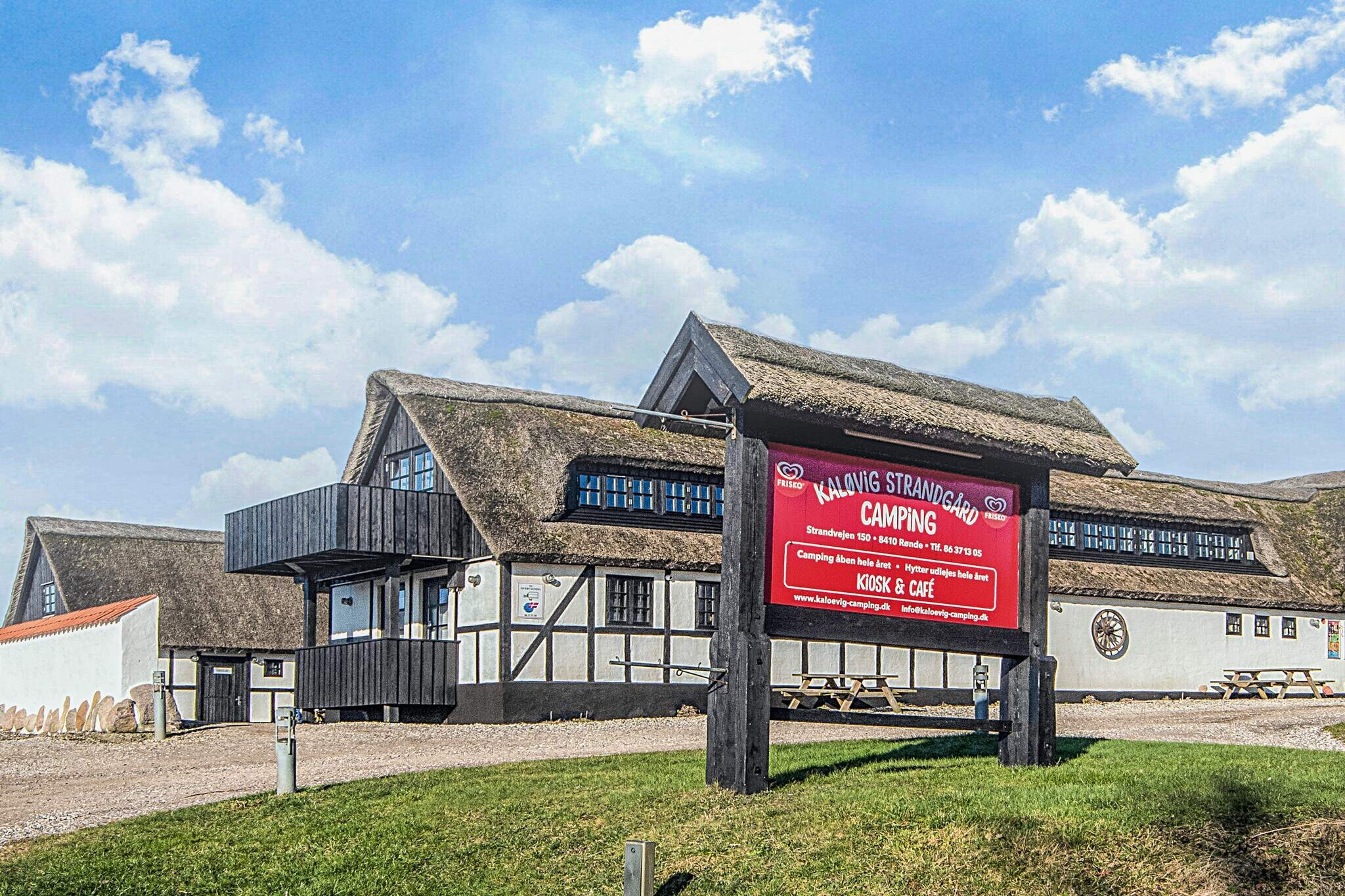 Holiday at Kaløvig Strandgård Camping - Comfort and Nature At Kaløvig Strandgård Camping you can enjoy the best of camping life while staying comfortably in one of our cozy cabins. Here you'll enjoy a relaxing vacation in scenic surroundings, close to the beach and with plenty of opportunities for both relaxation and activities. View cabins - Vacation with panoramic views Our view cabins are winterized and have their own shower and toilet as well as a lovely covered terrace with garden furniture. A sliding door separates the living and sleeping area, so you can customize the space according to your needs. The cabins are fitted with a functional kitchen with a fridge, freezer, 2 hotplates as well as tableware, pots, coffee maker or electric kettle. There is no oven in the cabin, but it can be used in the the campsite's communal kitchen. Duvets and pillows are provided - bed linen can be brought or can be rented. Each cabin has five berths with good mattresses, two of which are upper bunks, one is fixed in the in the living area and one is removable. Dogs are welcome for a small fee. Standard cabins - Close to the playground and Strandgården Our standard cabins are also winter-insulated and have a shower, toilet and kitchen as well as a covered terrace with garden furniture. The interior is the same as in the view cabins, and the five five berths are divided into upper bunks, a fixed bed in the living area and a movable bed. The cabins are ideal for families with children, as they are located close to the playground and a short distance from Strandgården. Dogs are also welcome here for a fee. No matter which cabin you choose, a wonderful vacation filled with relaxation, togetherness and nature experiences at Kaløvig Strandgård Camping.A refundable deposit might be charged closer to your check-in date. The security deposit ensures a smooth stay and covers any additional services or consumption charges.This deposit covers utilities consumed during your stay and any additional services that may be taken.The final amount will be adjusted based on actual meter readings, actual usage of extra services, and any remaining balance will be refunded within 21 days after checkout.This deposit simply acts as a prepayment for charges that  you would anyways pay for, ensuring a seamless stay and check-out experience.