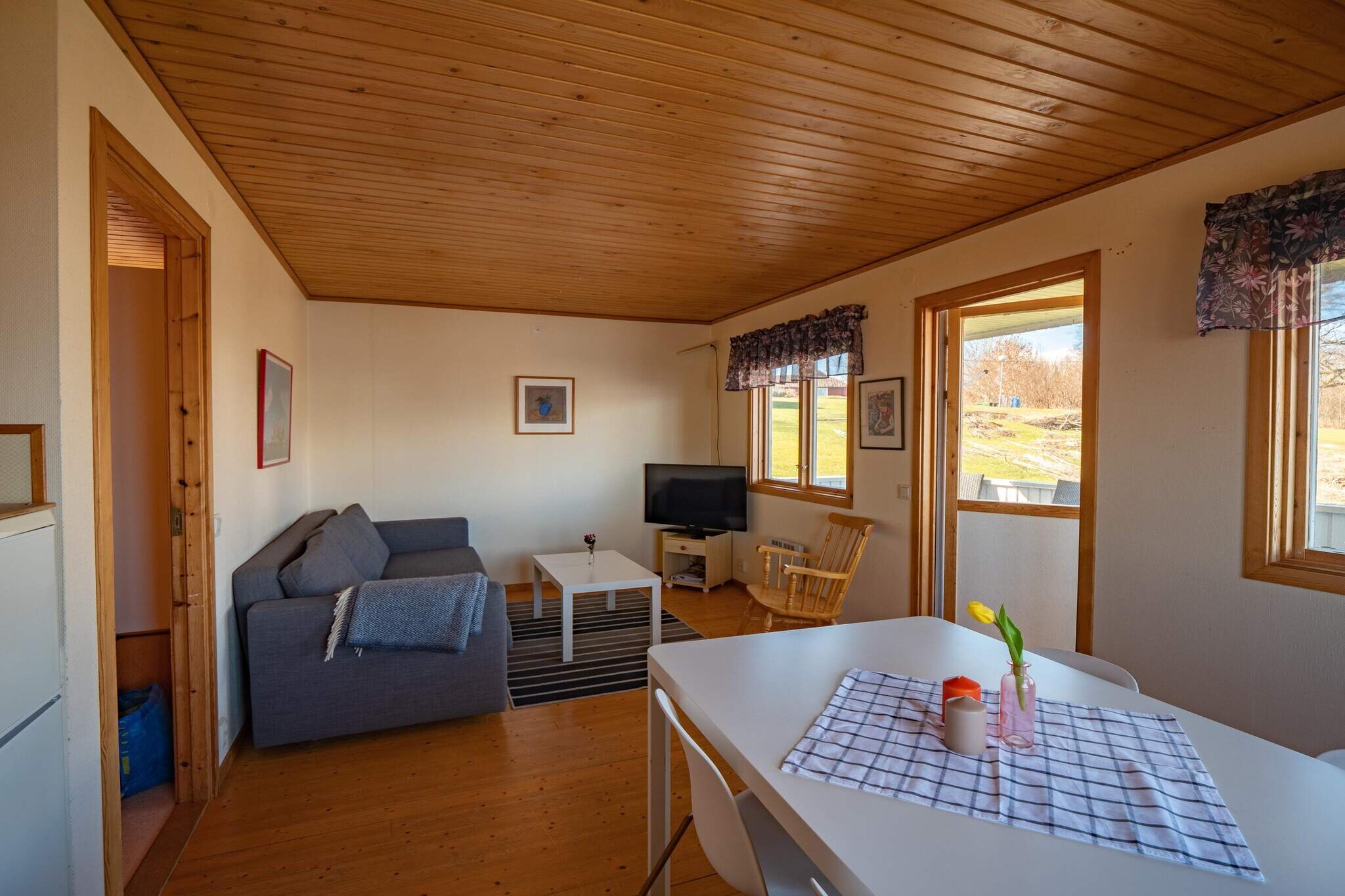 6 person holiday park home in MyggenÃ¤s