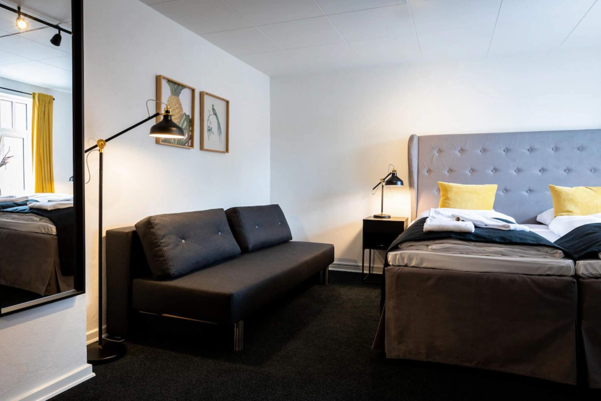 3 person holiday park home in Give