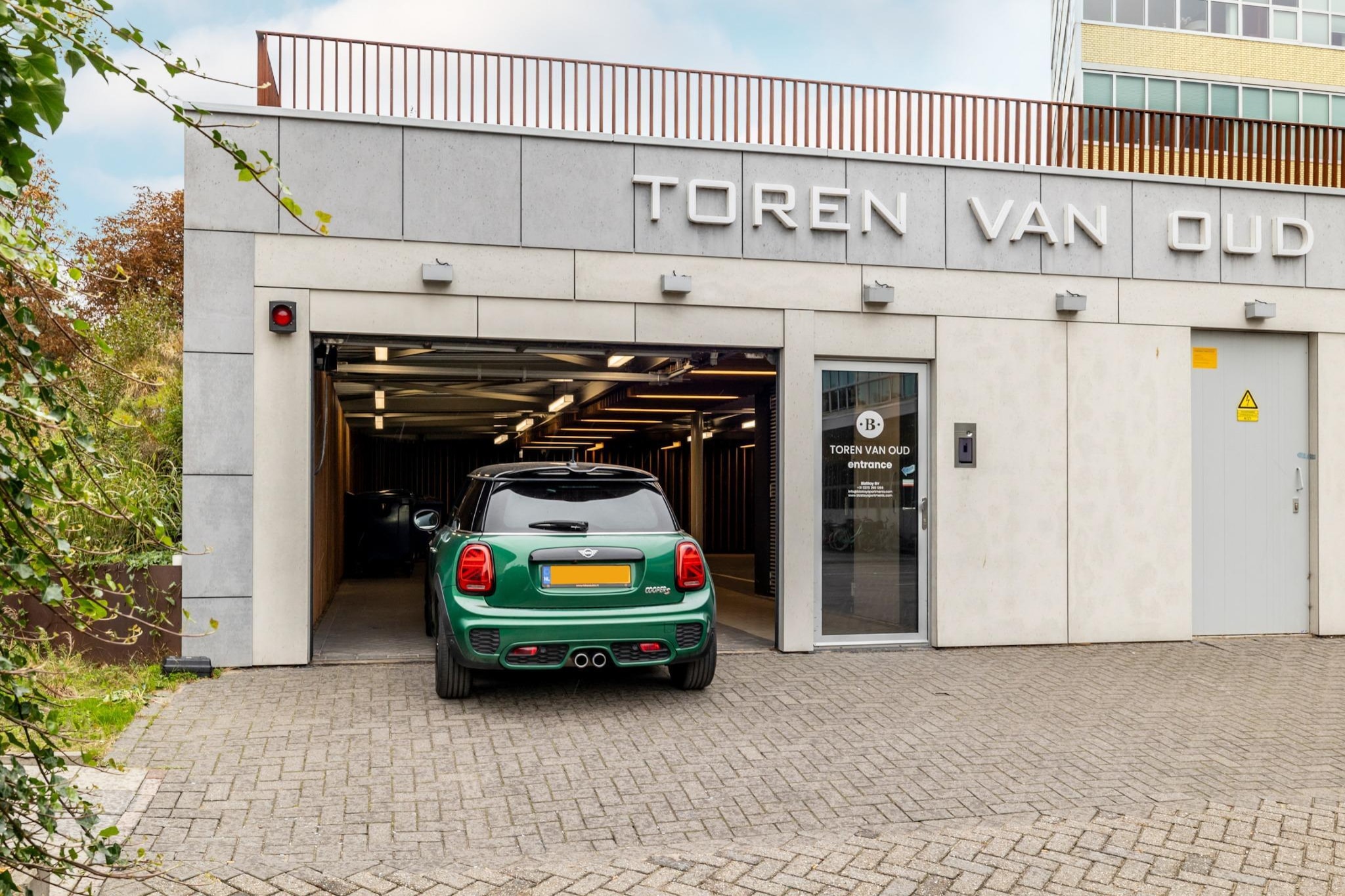 Toren van Oud 3-Faciliteiten