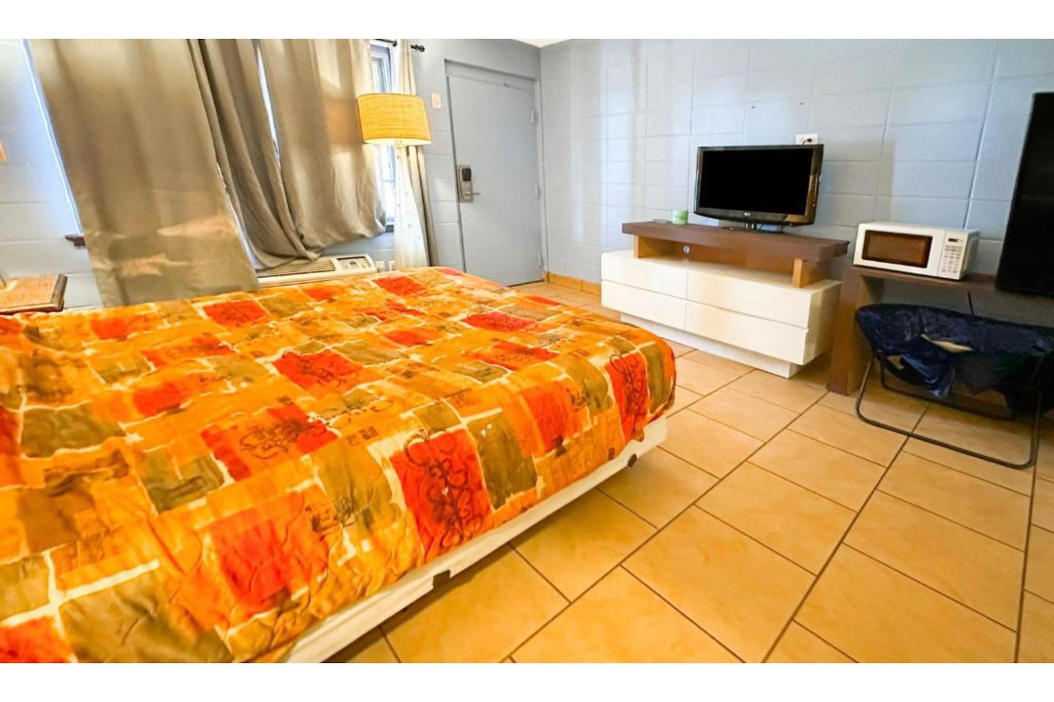 Bed Room