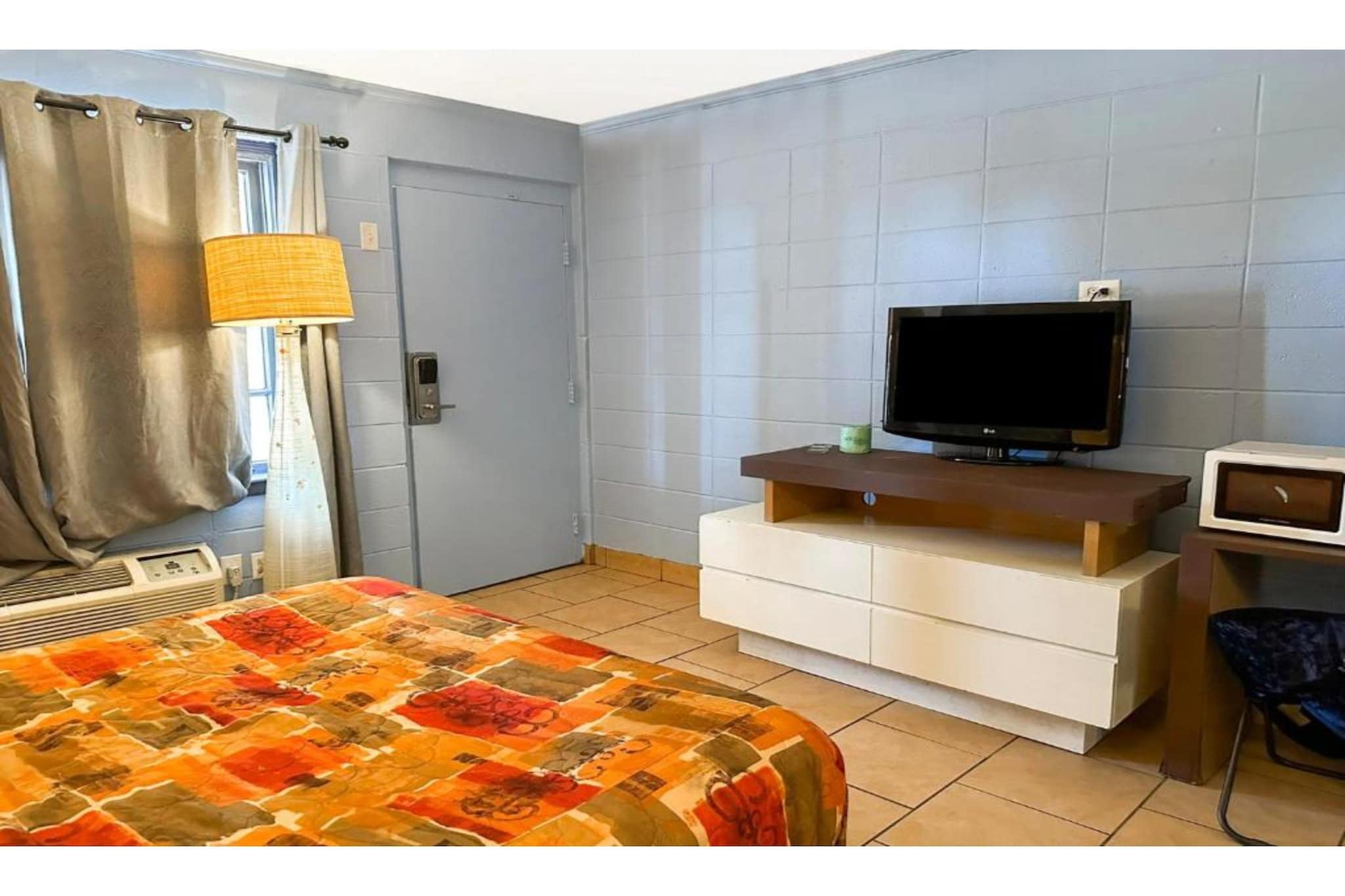 Bed Room
